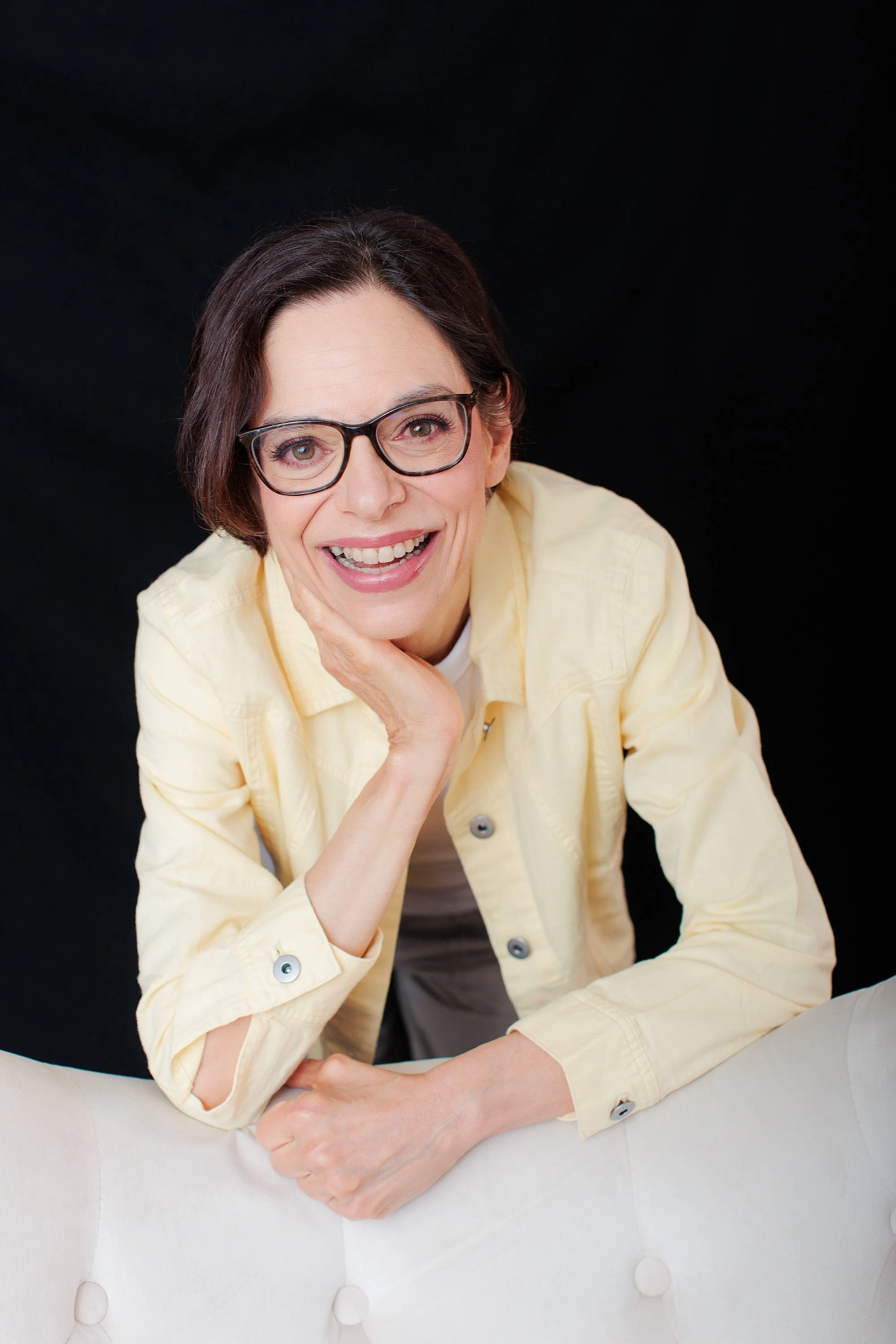  Professional woman in natural headshot in maryland studio 