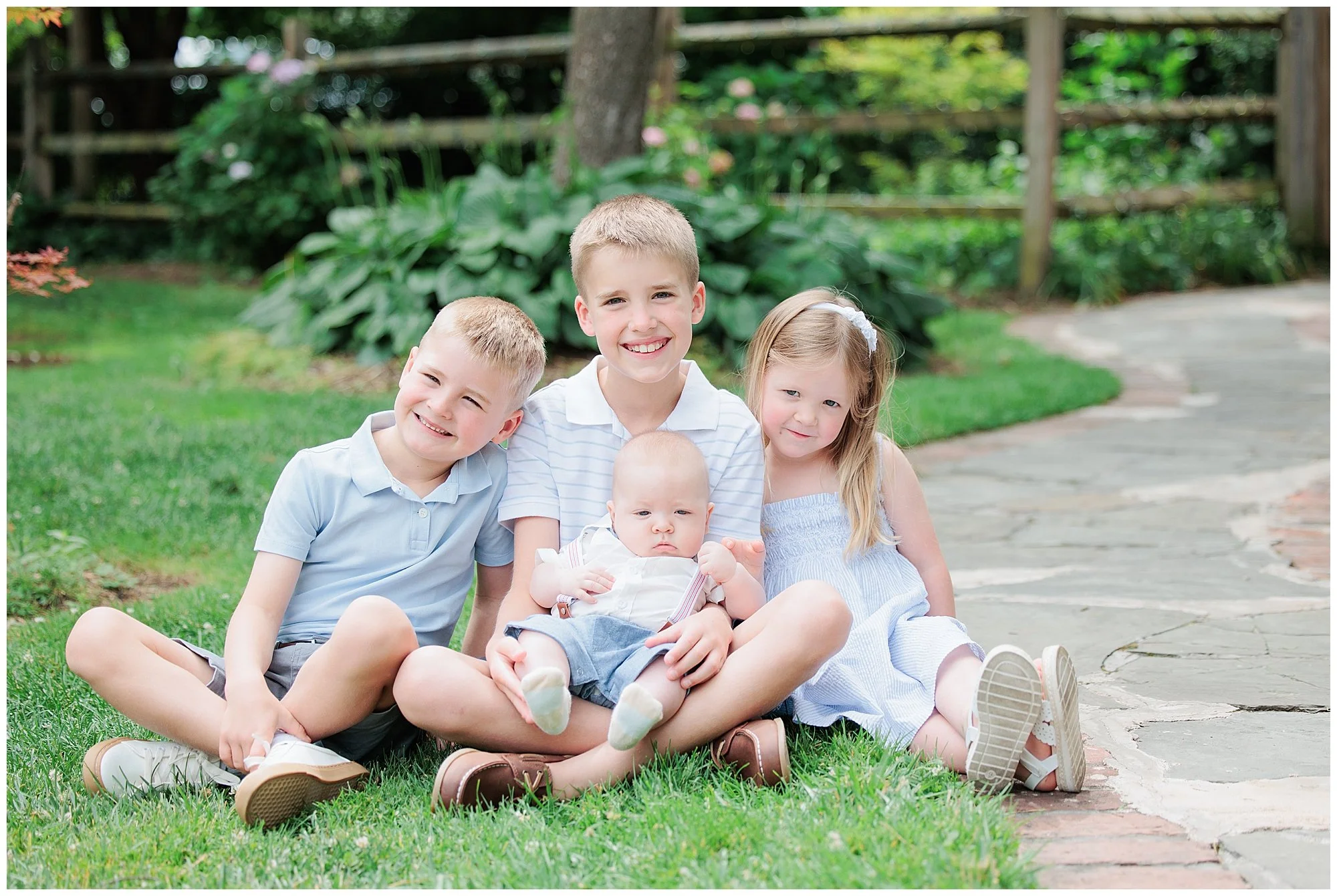 maryland family photograph of grandkids together in Silver Spring MD