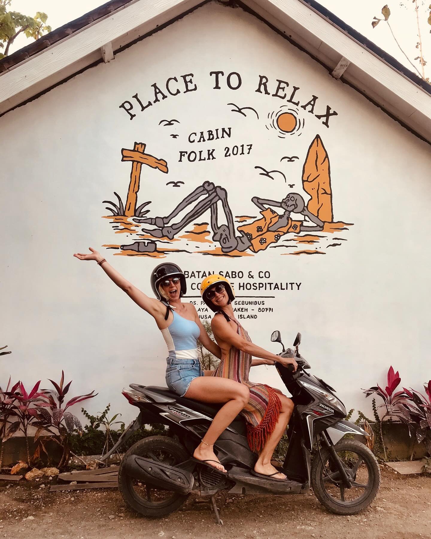 How has it been 5 years since Bali?! This was one of our favorite trips, (and favorite food), and we can&rsquo;t wait to go back! When should we go? 📸 @kirstenmoorecreative #bali #yoga #yogaretreat #baliretreat #travel #wanderlust