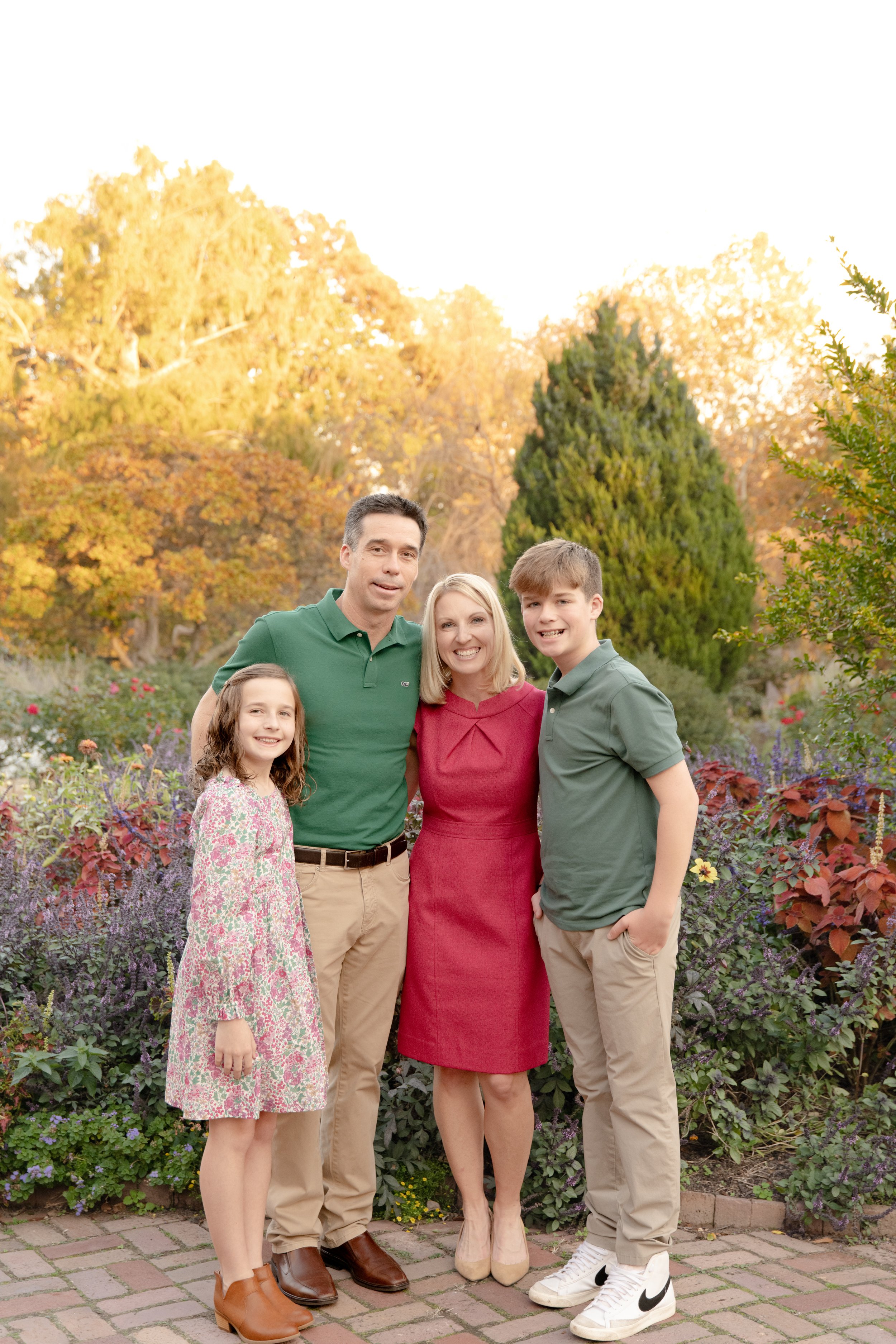 Zures Family 2023-5891.jpg