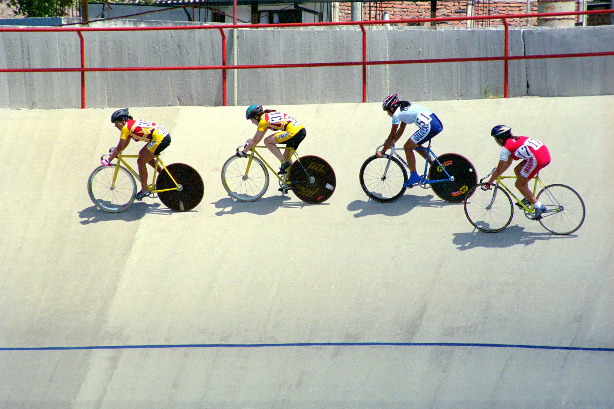 Cyclists089RT20x30.jpg