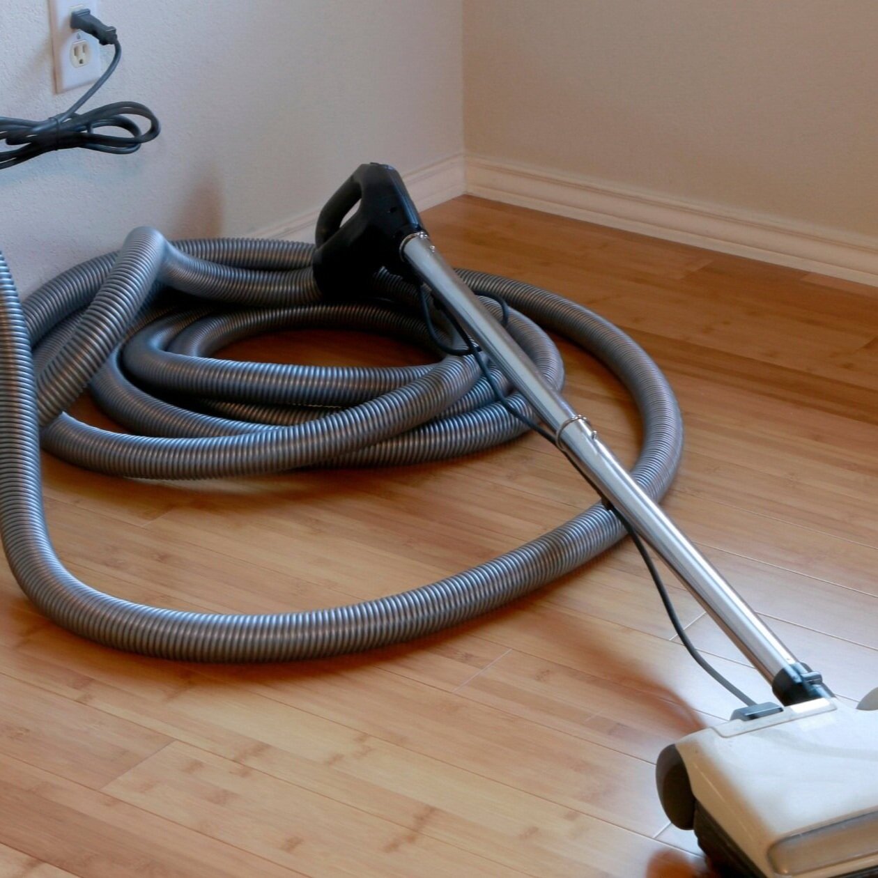 How To Unclog Vacuum Hose How to Unclog a Central Vacuum Hose | Everett Vacuum
