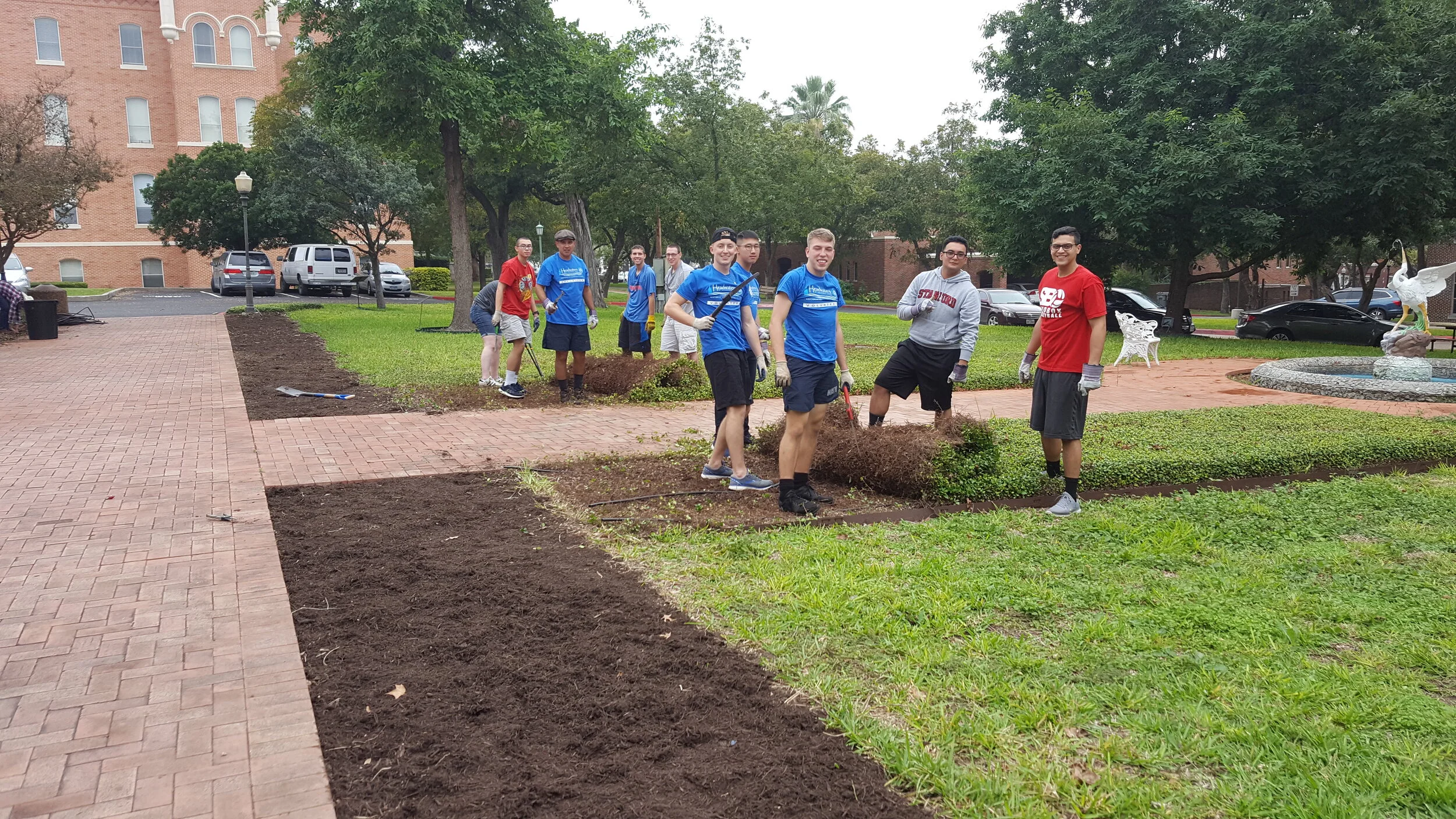 Headwaters  Grotto-Brackenridge Villa Gardens Workday