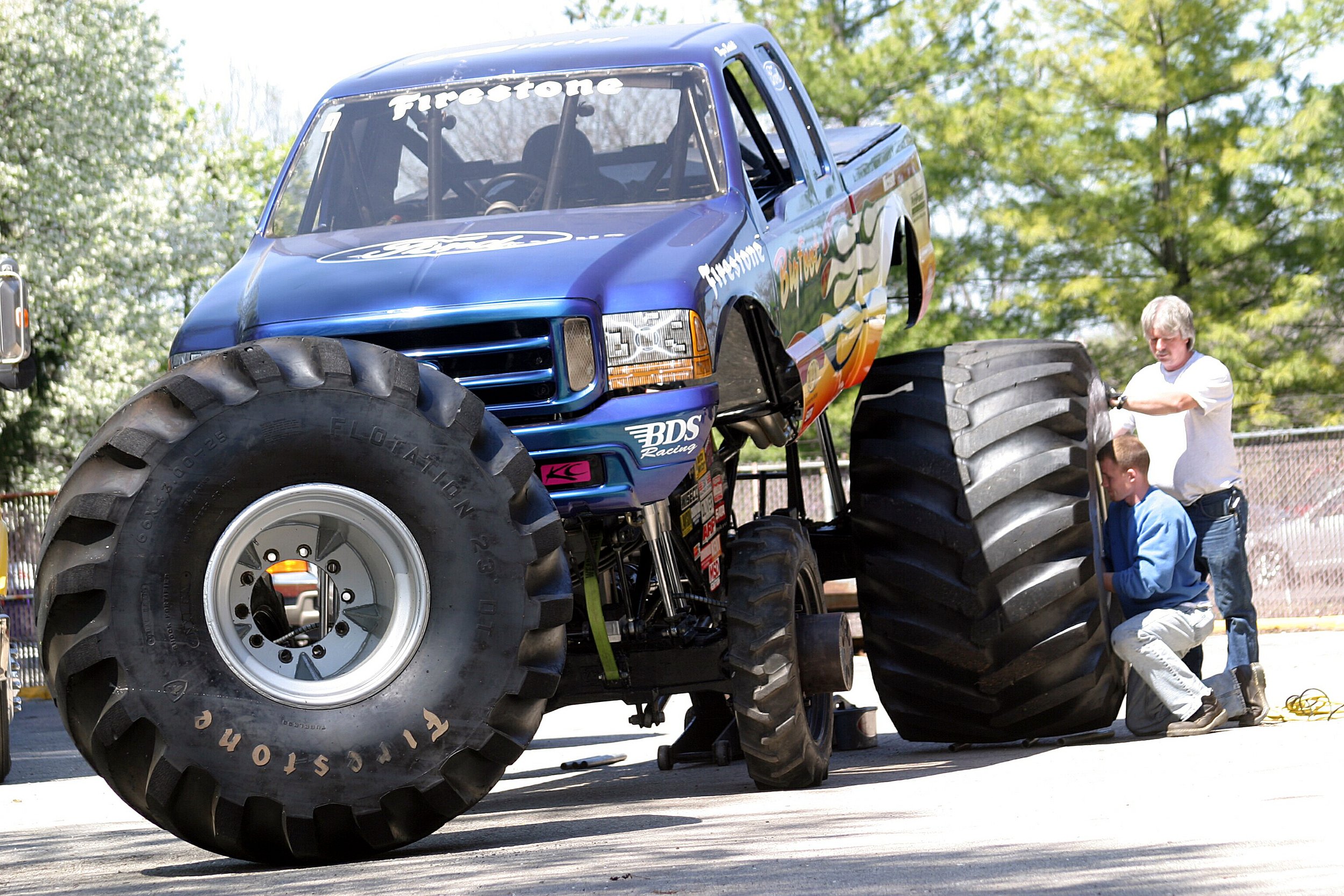  Rick Long and Chris Ludwig prep Bigfoot 11 for its trainer duties. 