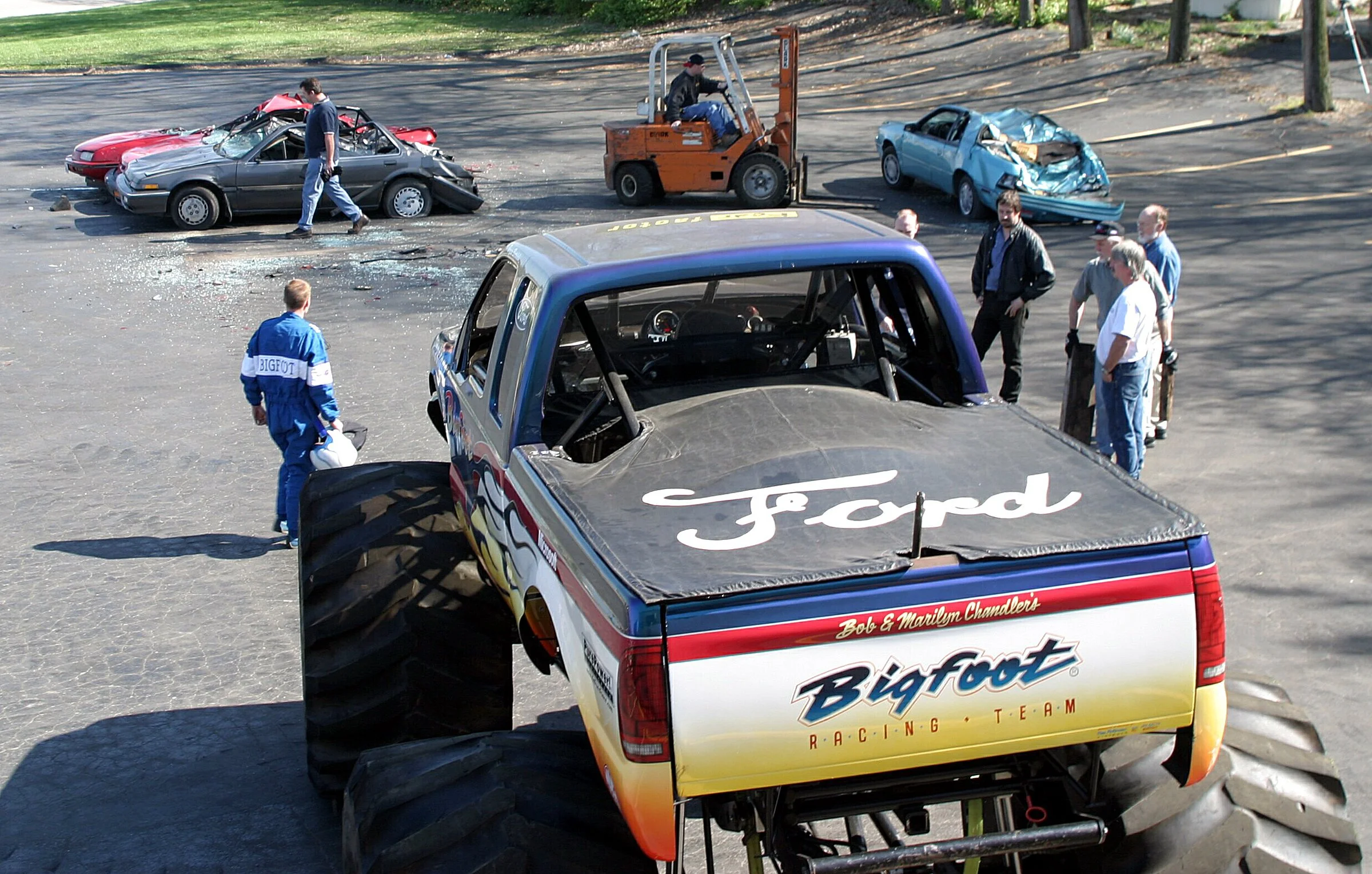  After the show comes the cleanup. 