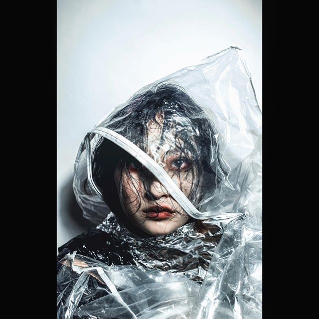 Test Shoot with @rachelyxwu 
#model #london #test #photographer #photography #photo #fashion #editorial #highfashion #fineartphotography #editorialfashion #fashioninspo #portrait #portraitphotography #campaign #beauty #style #studio #studiophotograph