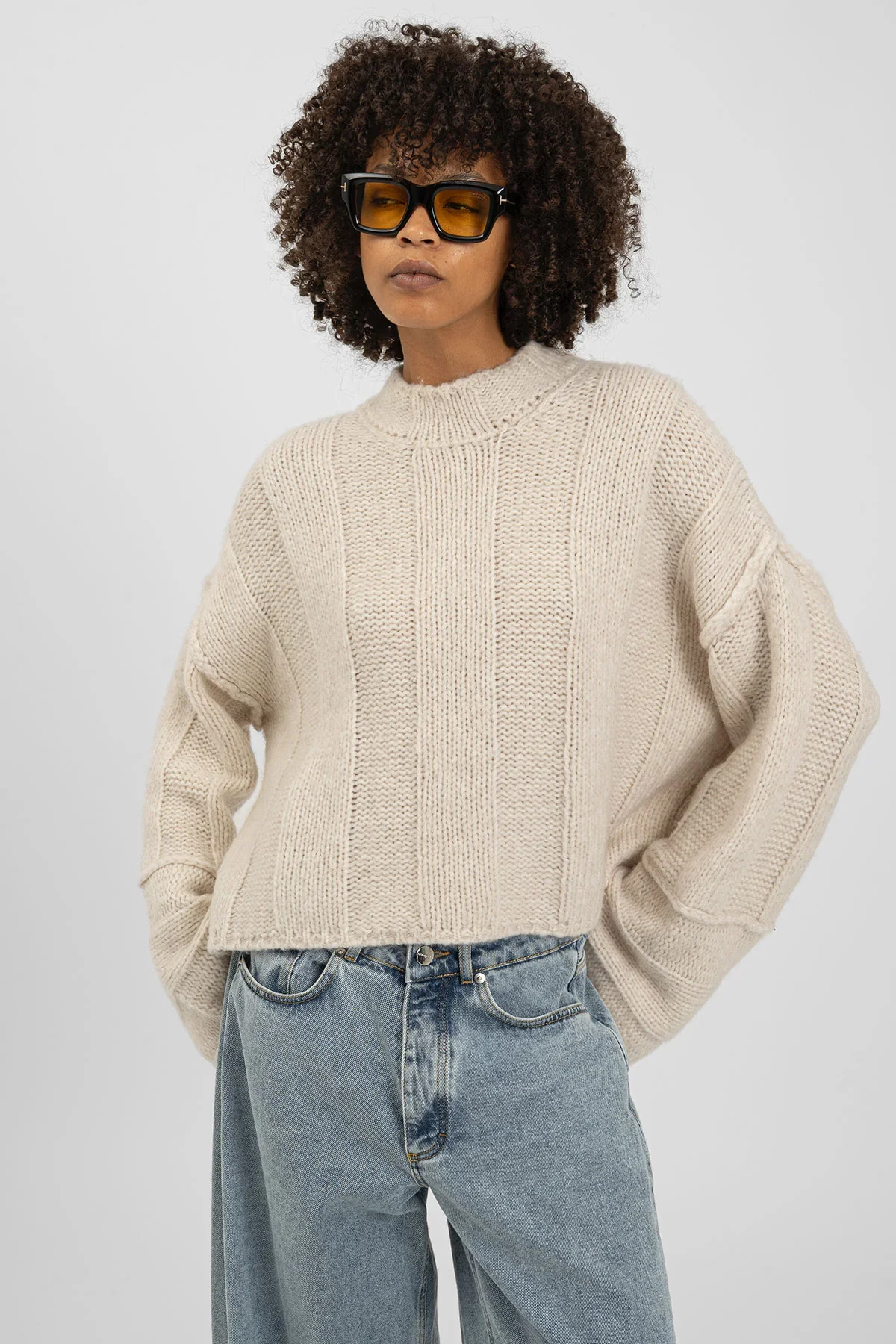 AW25_ECom_bp_STYNA_Sweater_Oatmeal_2.webp