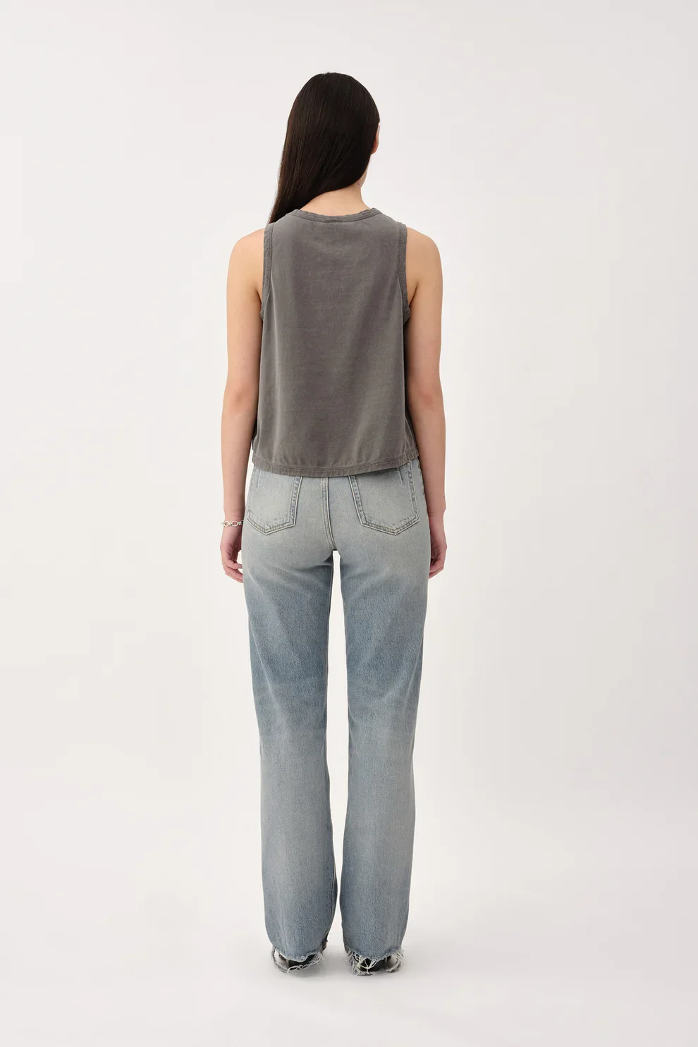 Reina_Tank-T-shirt-3428-12086-Washed_Black-2_85f0a729-9e00-4e4a-8cb8-6dfb97c67e9b.webp