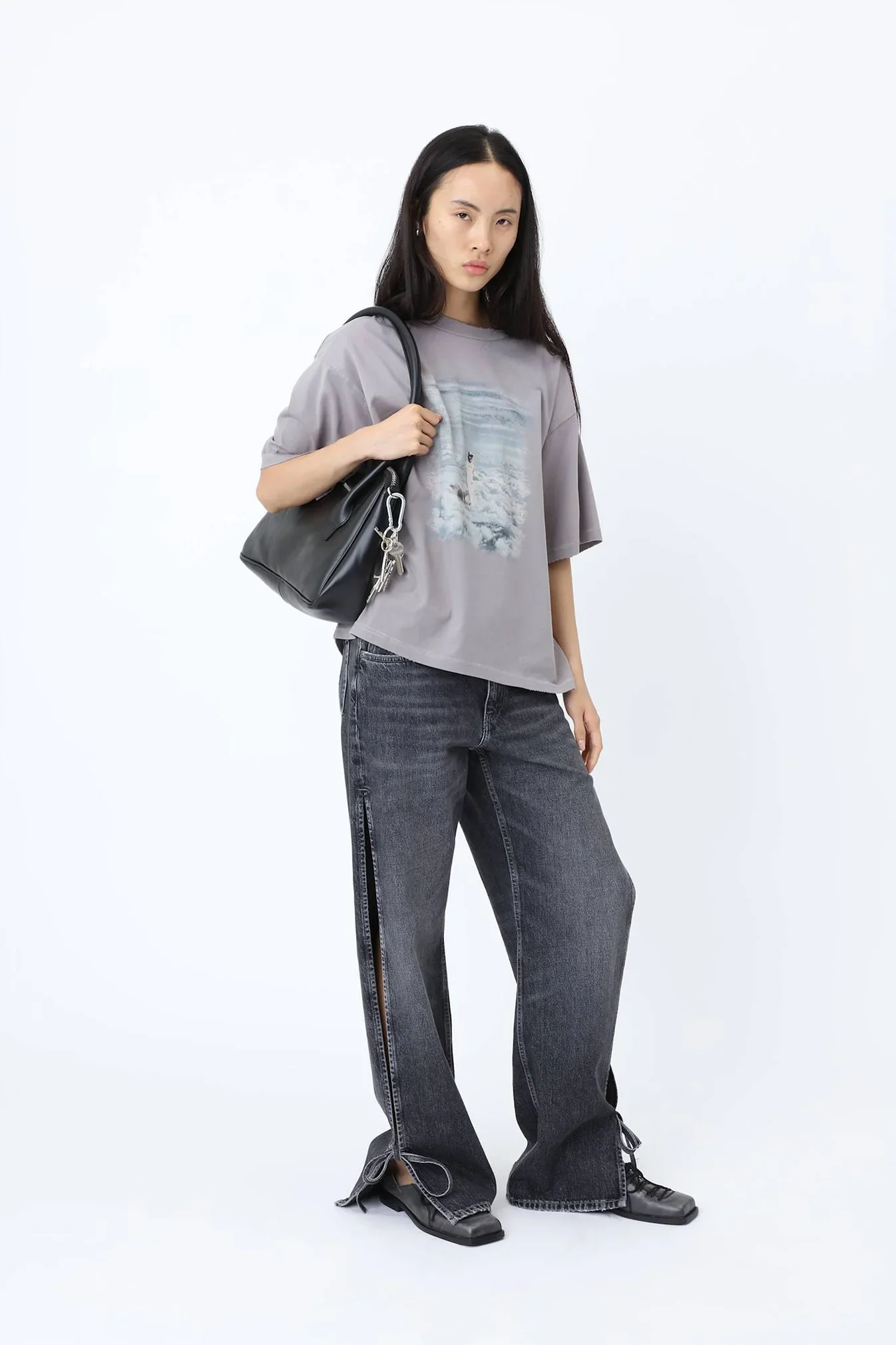 4899-12097_Titanium_Grey_Houston_Sky_Walk_T-Shirt_W.webp