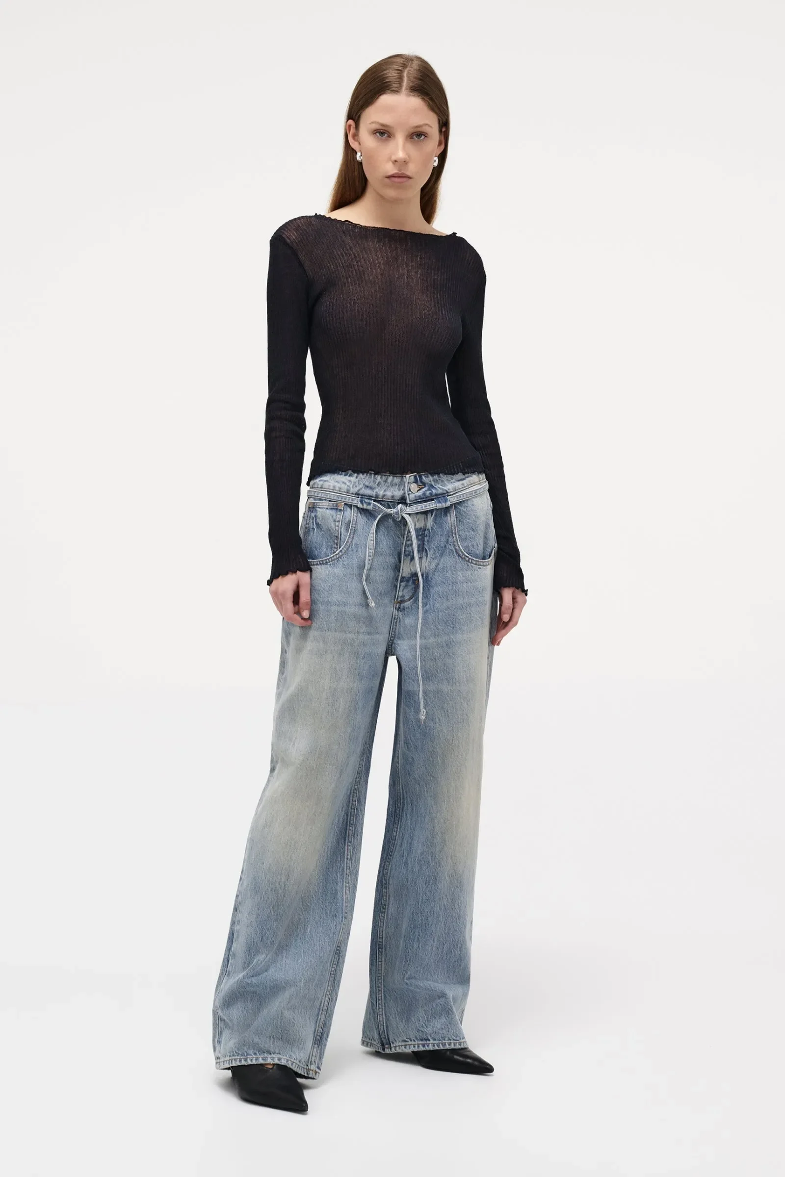 2_n53j23-6938-light_vintage_indigo_yoko_baggy_runway_006.webp