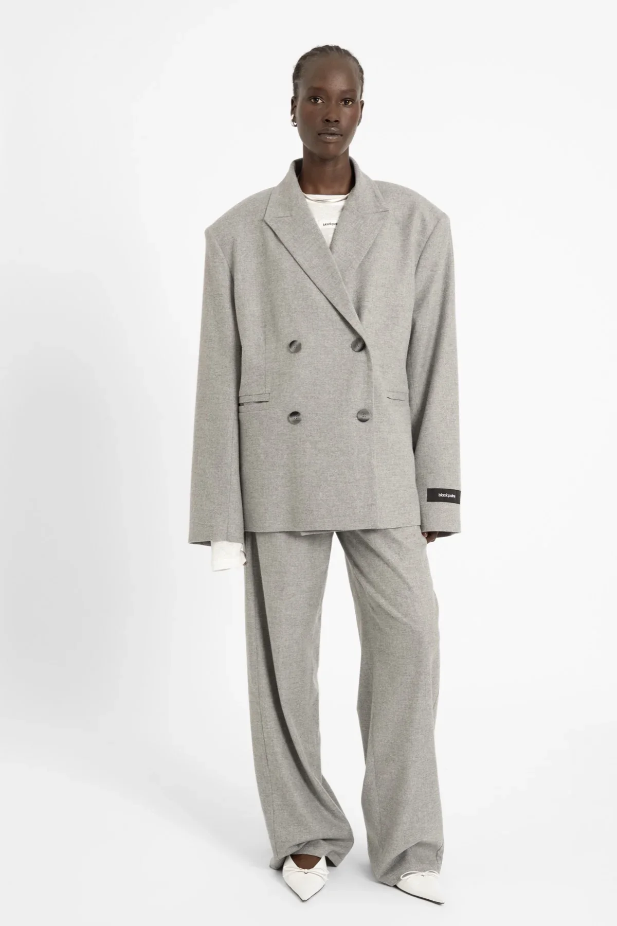 AW26_ECom_BILAY_Blazer_Grey_1.webp