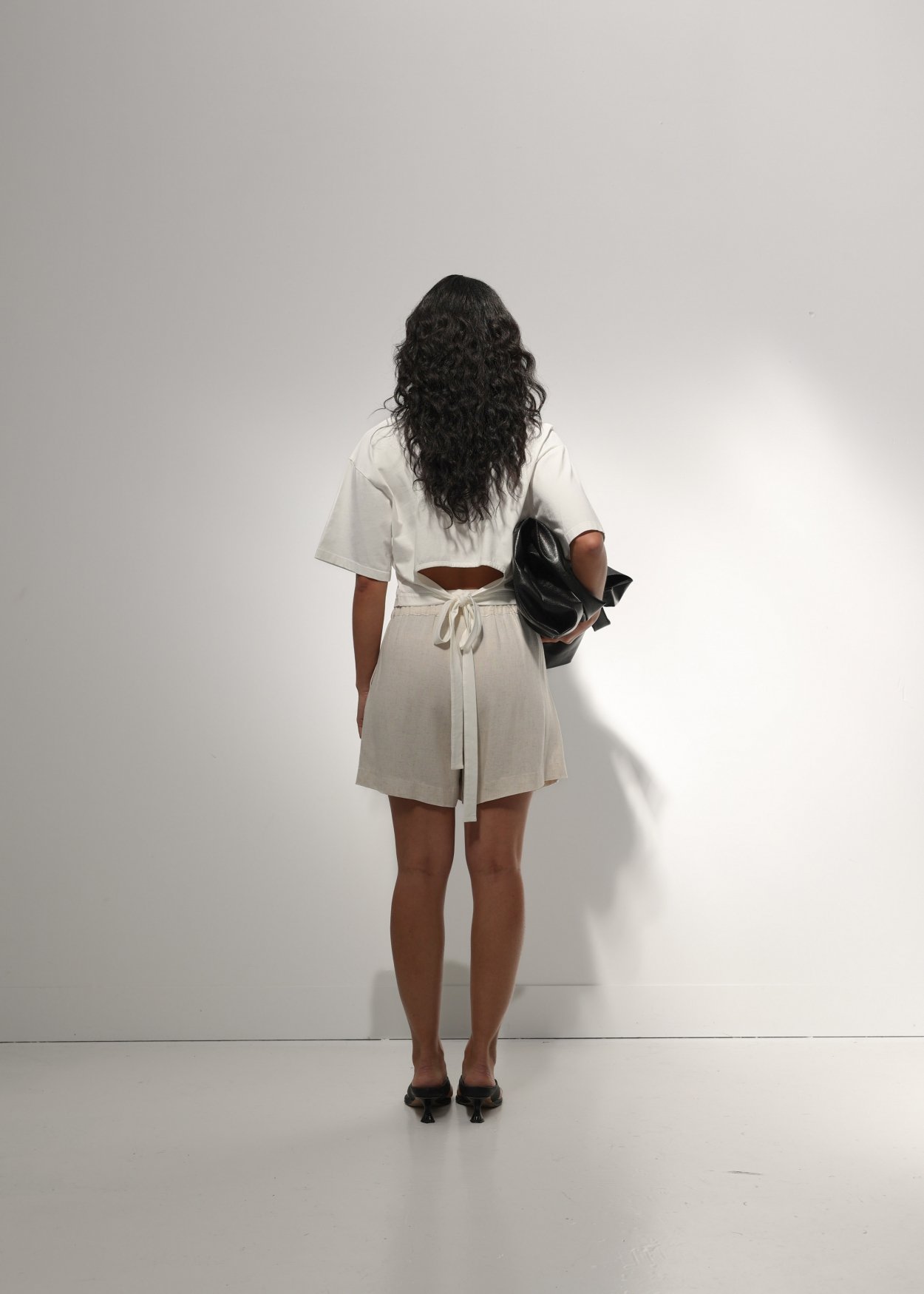 91-OffWhite-4.jpg