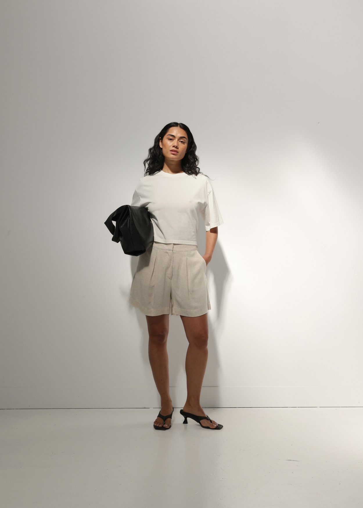 91-OffWhite-5.jpg