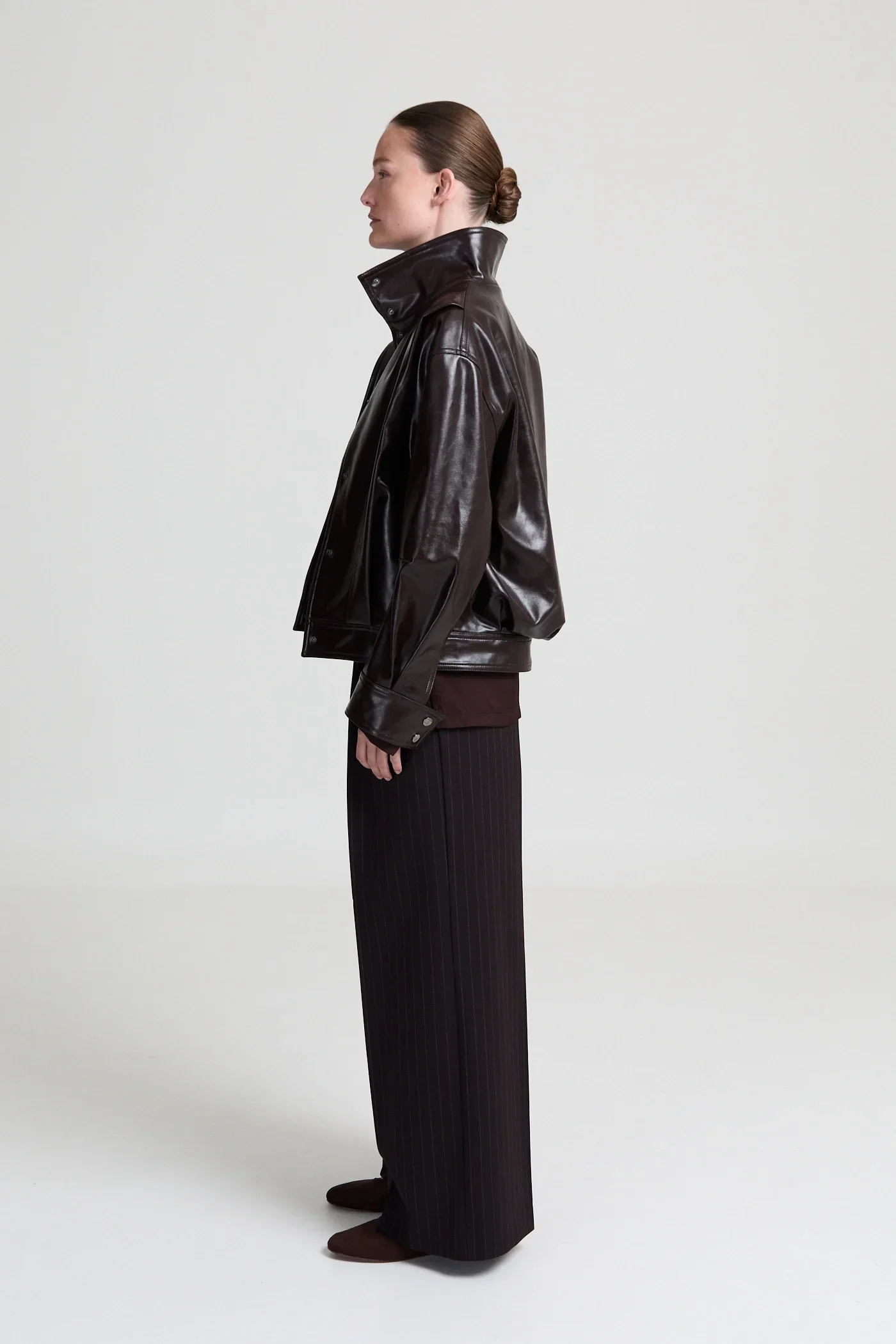 TessaBrownleatherjacket5.webp