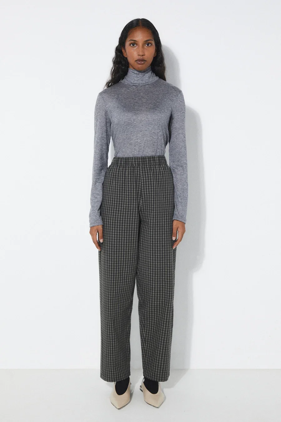 2677-PA-CH_DURAS_PANTS_CHECKERED_RITA_ROW_WOMEN_AW25_1.webp