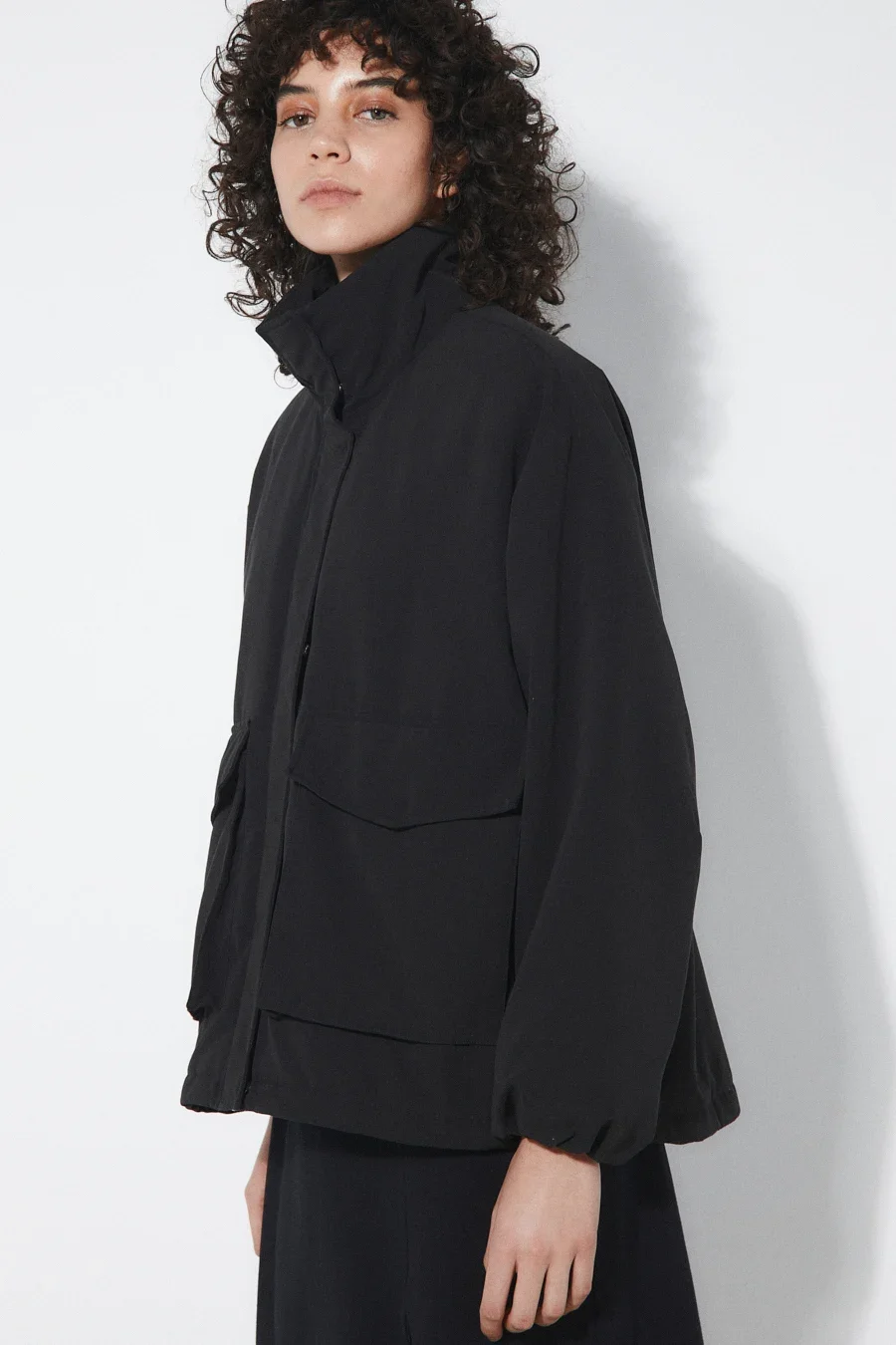 252239-AB_PICEA_BLACK_JACKET_RITA_ROW_WOMEN_AW25_3.webp