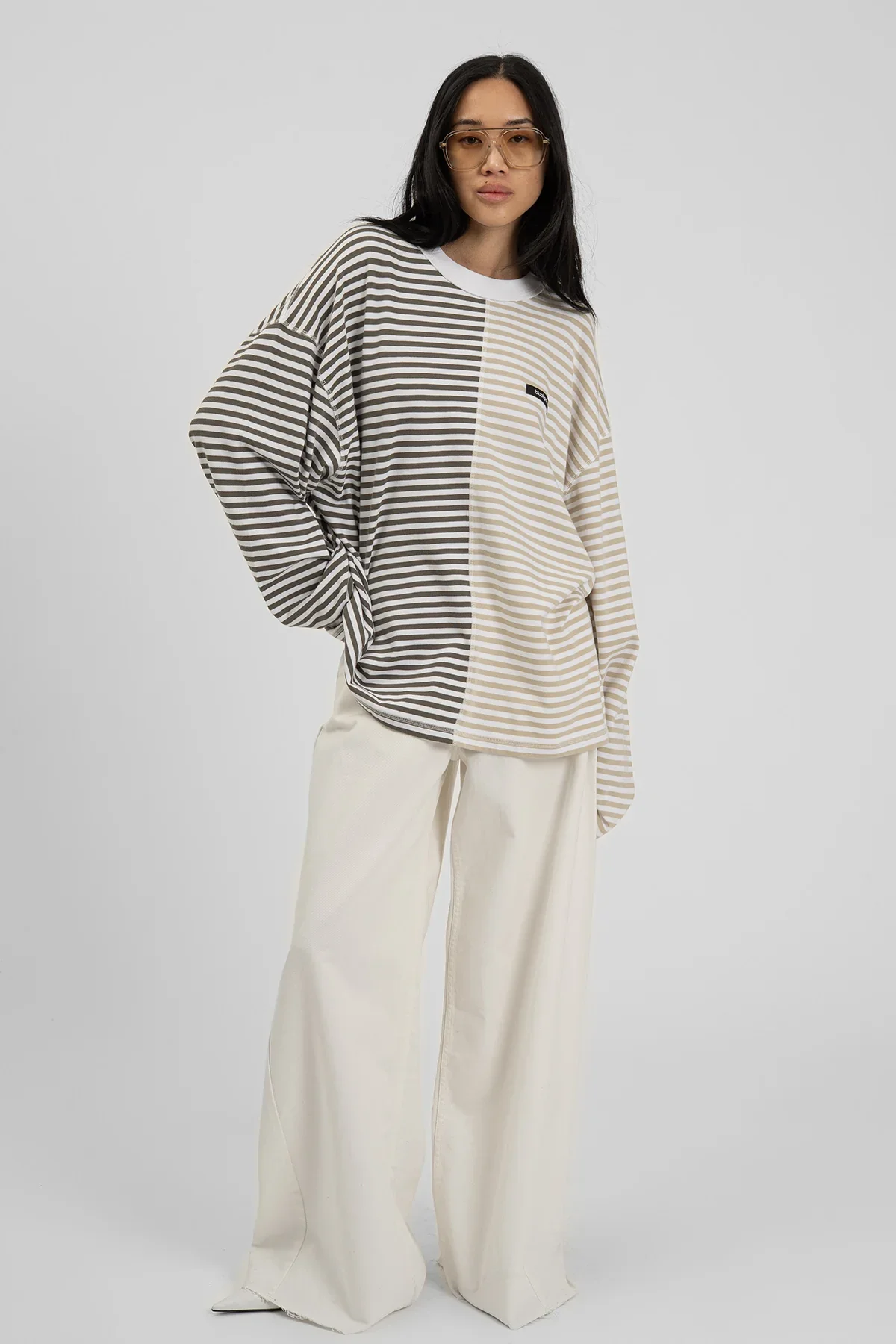 SS26_ECom_bp_ICONIC003_LongTee_Striped_1.webp
