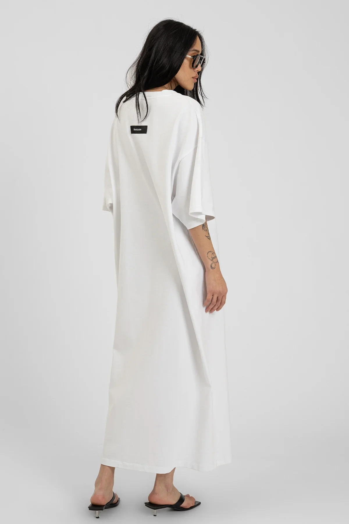 SS26_ECom_bp_HEAVY023_MaxiDress_White_2.webp