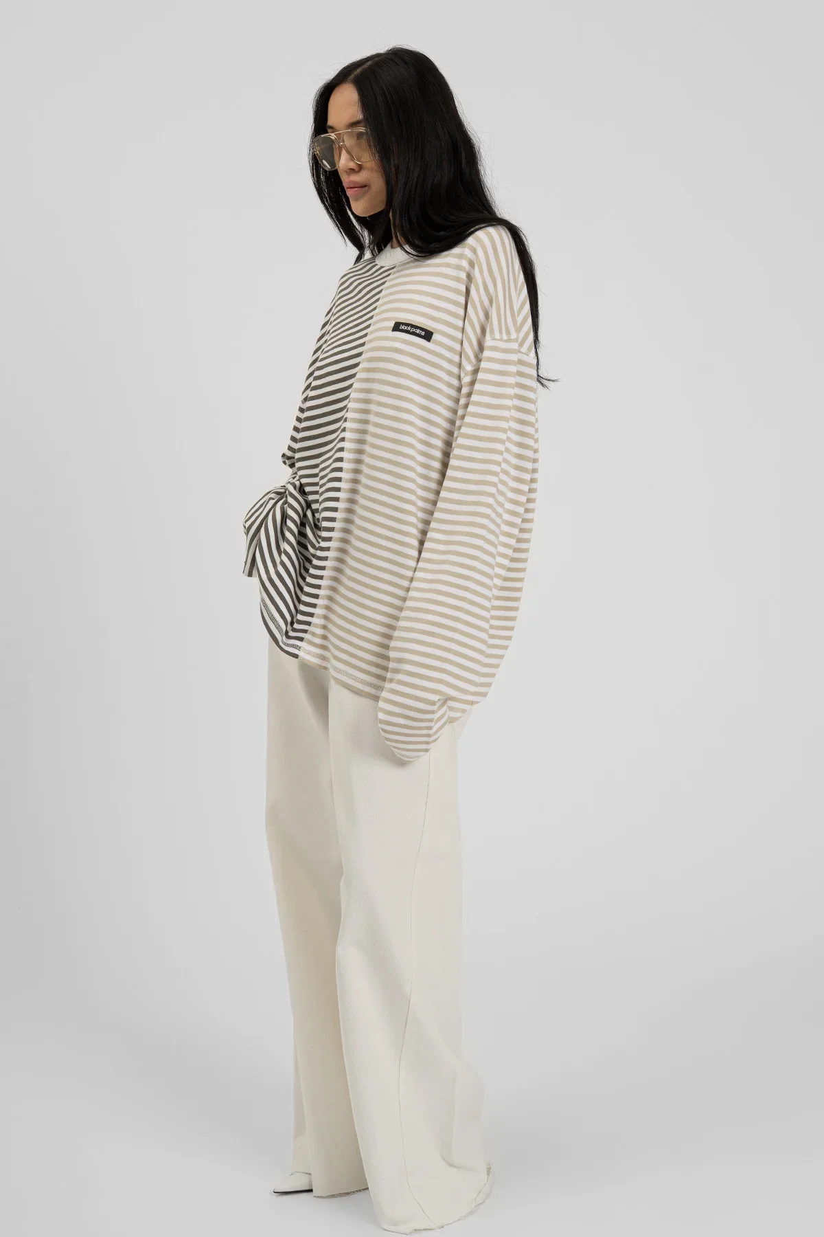 SS26_ECom_bp_ICONIC003_LongTee_Striped_3.webp