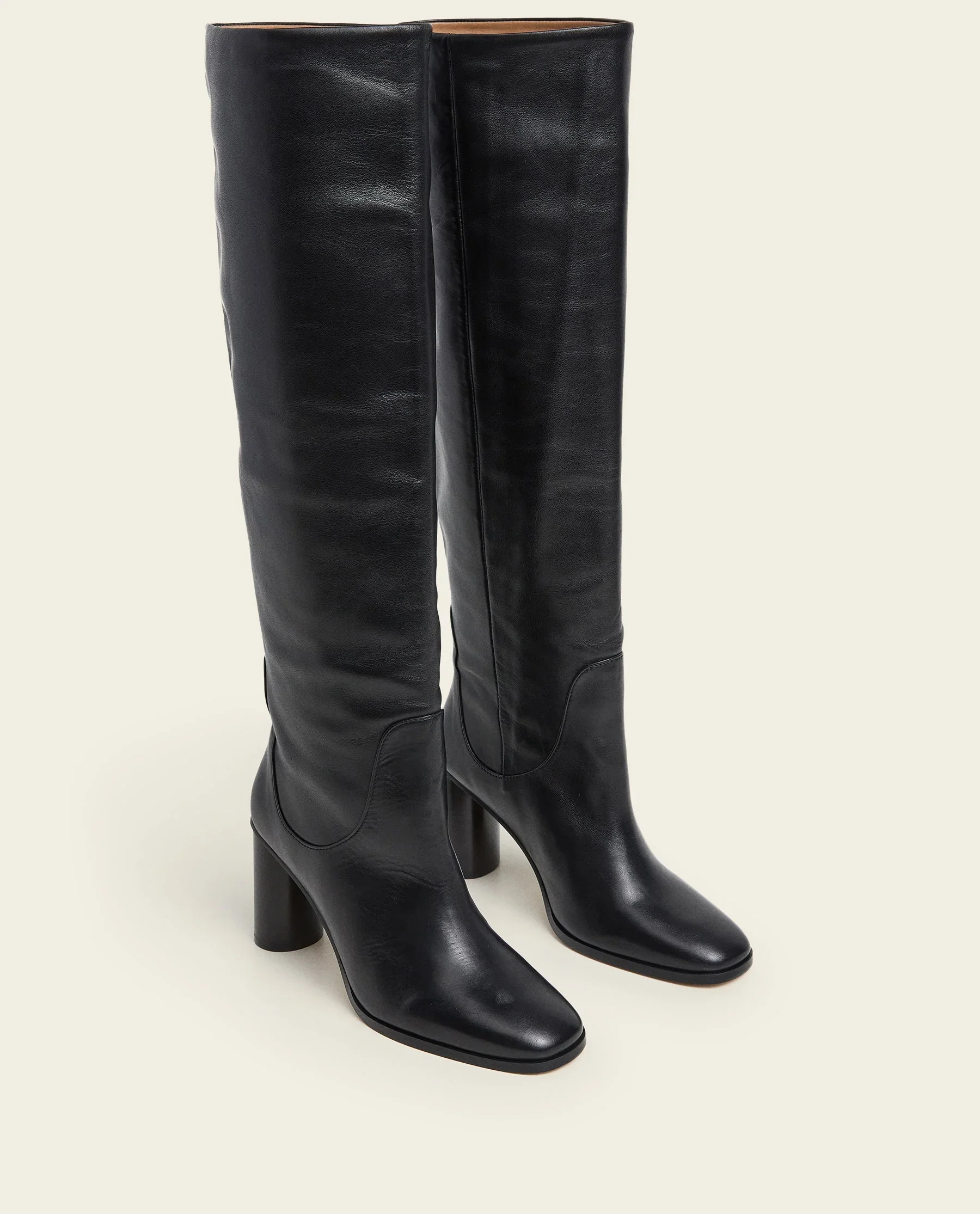 FLATTERED-OCTAVIA-LEATHER_BLACK-PAIR.webp