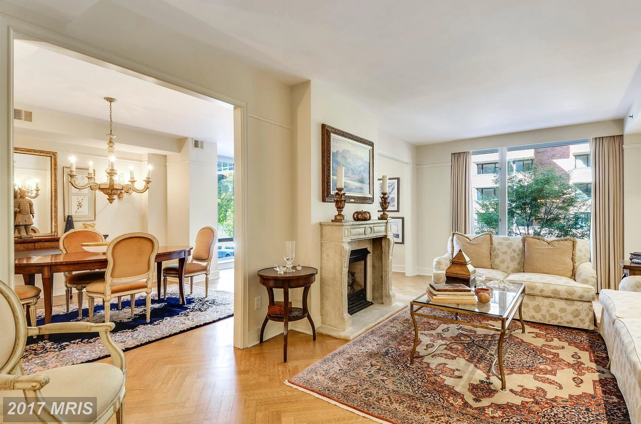 2e North Ritz Dc Com