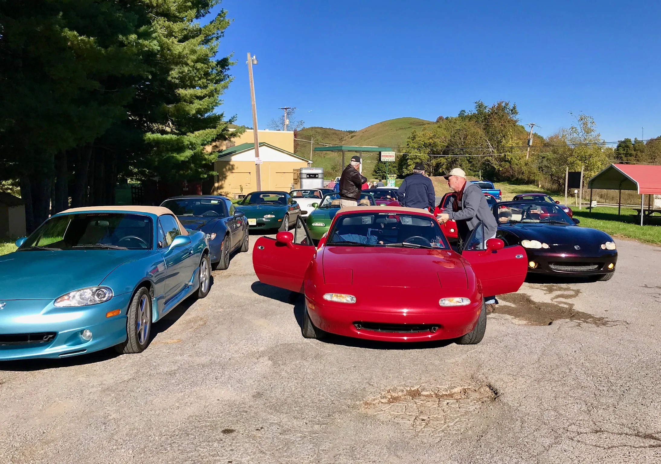 After driving the Back of the Dragon, we stopped at Thompson Valley Market.