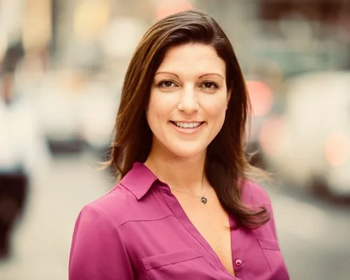 Kori Grillo, LCSW Kori is a integrative psychotherapist focusing on work with young adults and professionals. Specialties: anxiety/stress management, work performance, dating and relationships, couples counseling