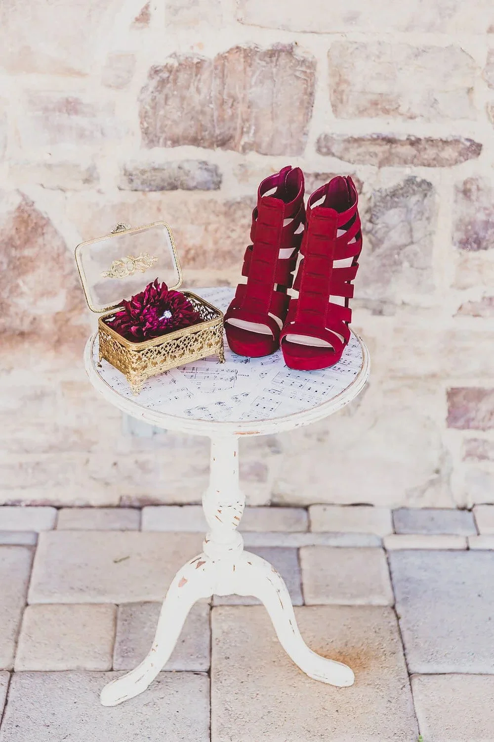 Miss Mollie's Mini Music Table