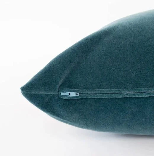 Lagoon _velvet_Pillow_2_wedding_birthday_party_event_textile_rentals_Los_Angeles_Orange_County.jpg