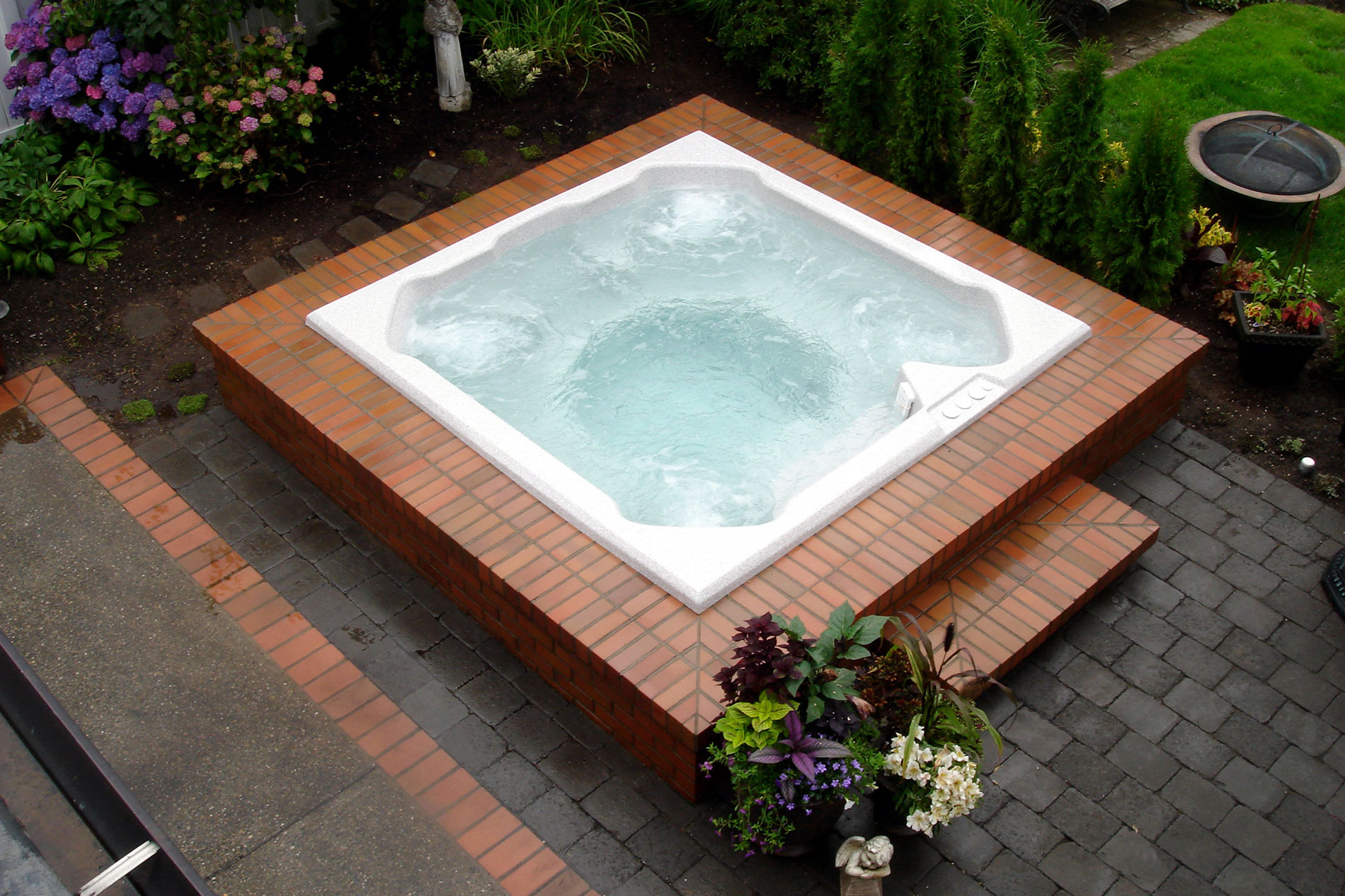 garden_2-optmz.jpg