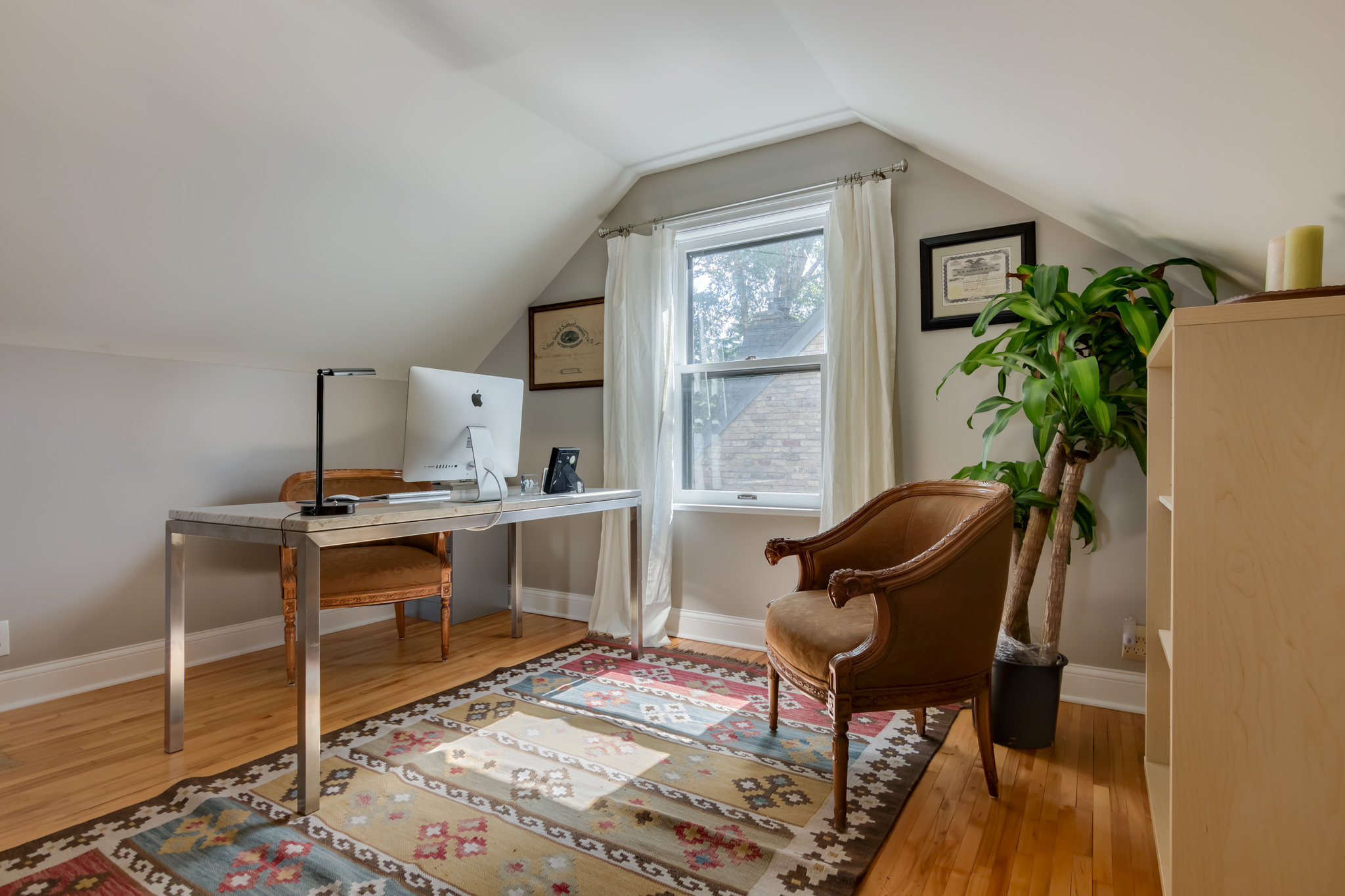 5708 Elliot Ave (Interiors)-21.JPG