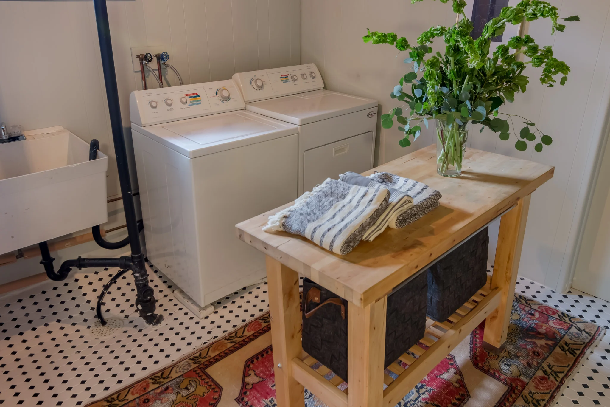 5708 Elliot Ave (Interiors)-33.JPG