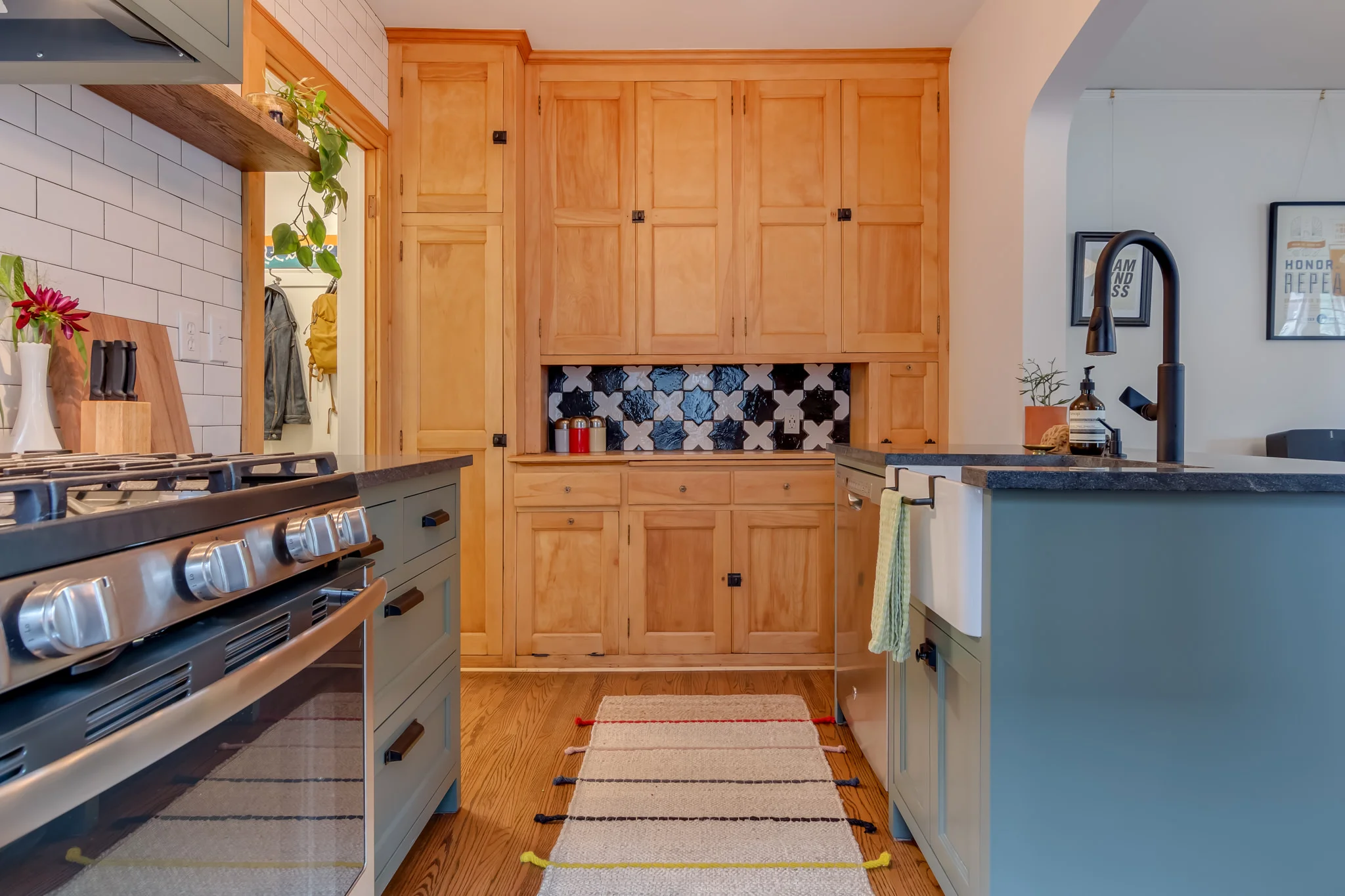 3536 Bloomington-16.JPG