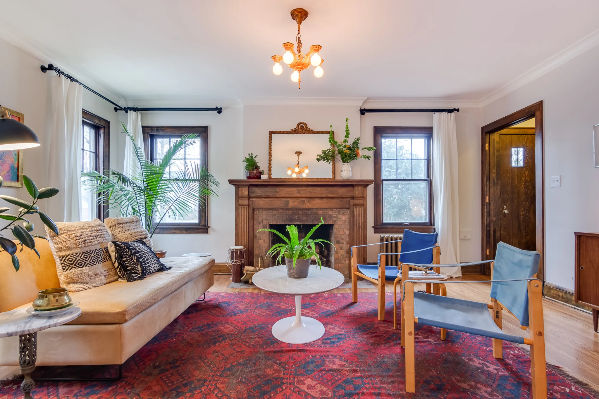 4723 Nokomis Ave Interiors-2.jpg