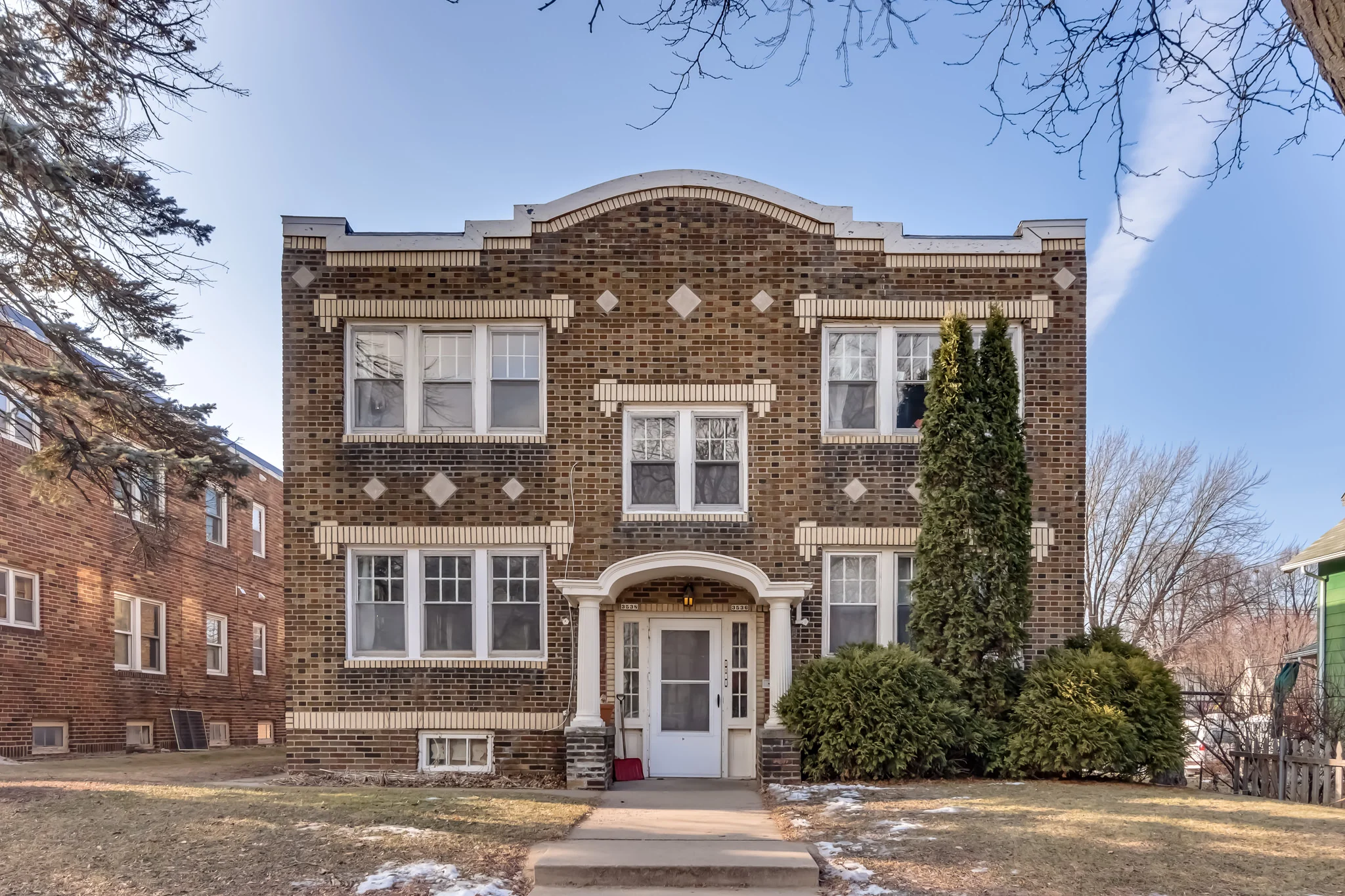 Bloomington (Adam's Apt)-2.jpg