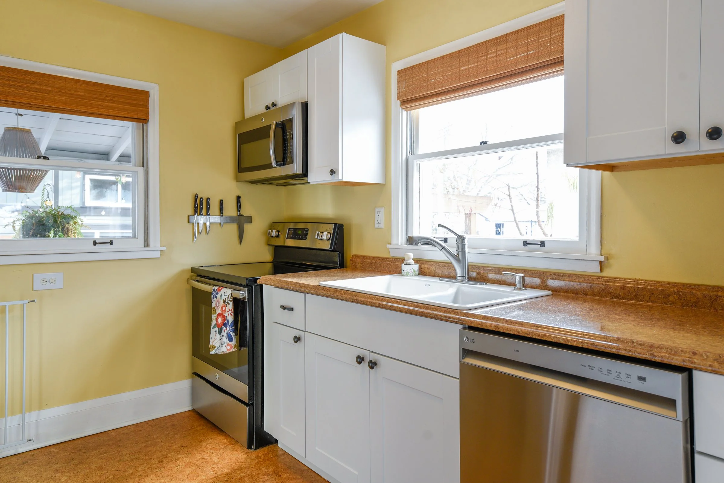 2917 34th Ave S-19.jpg