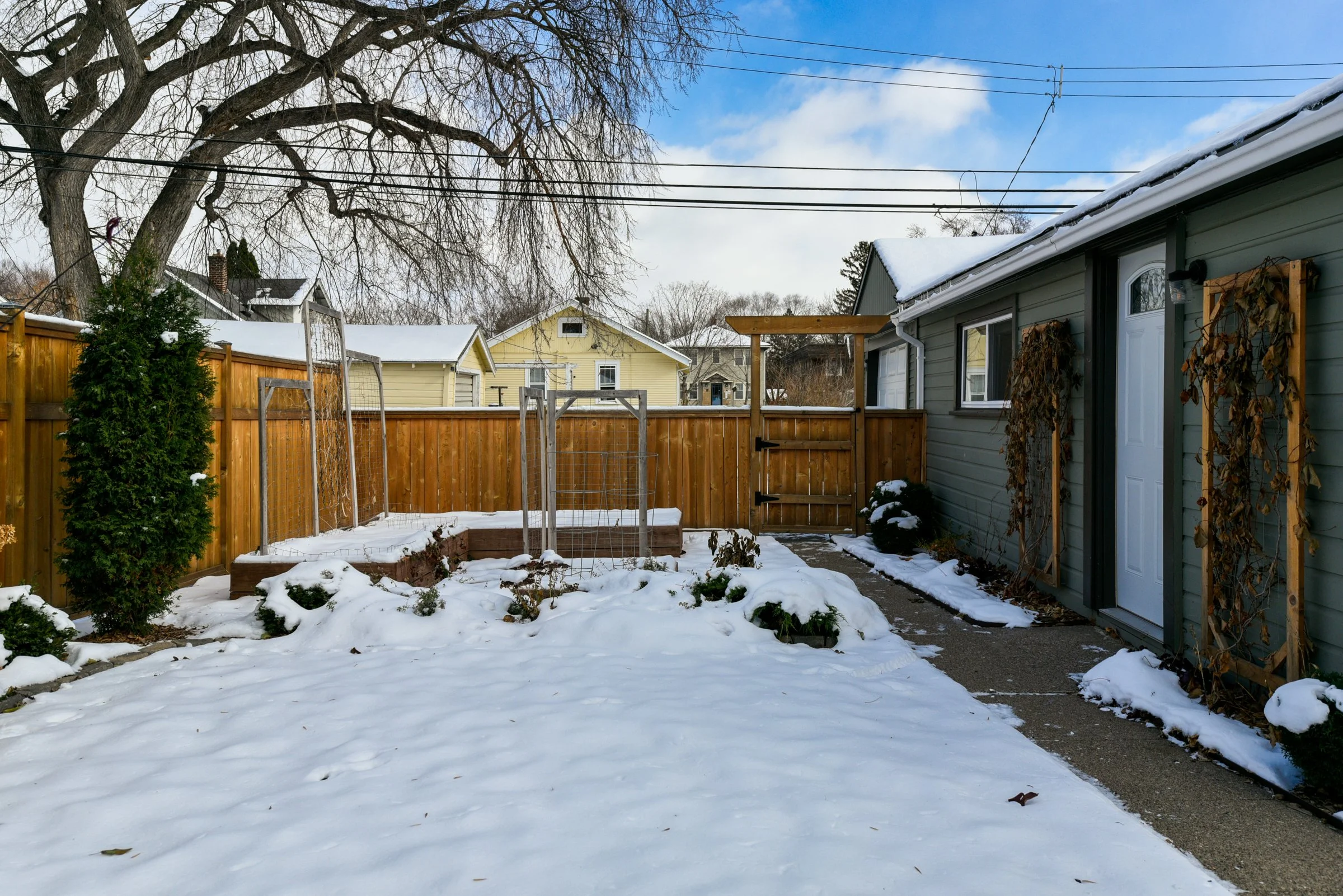 2917 34th Ave S-54.jpg