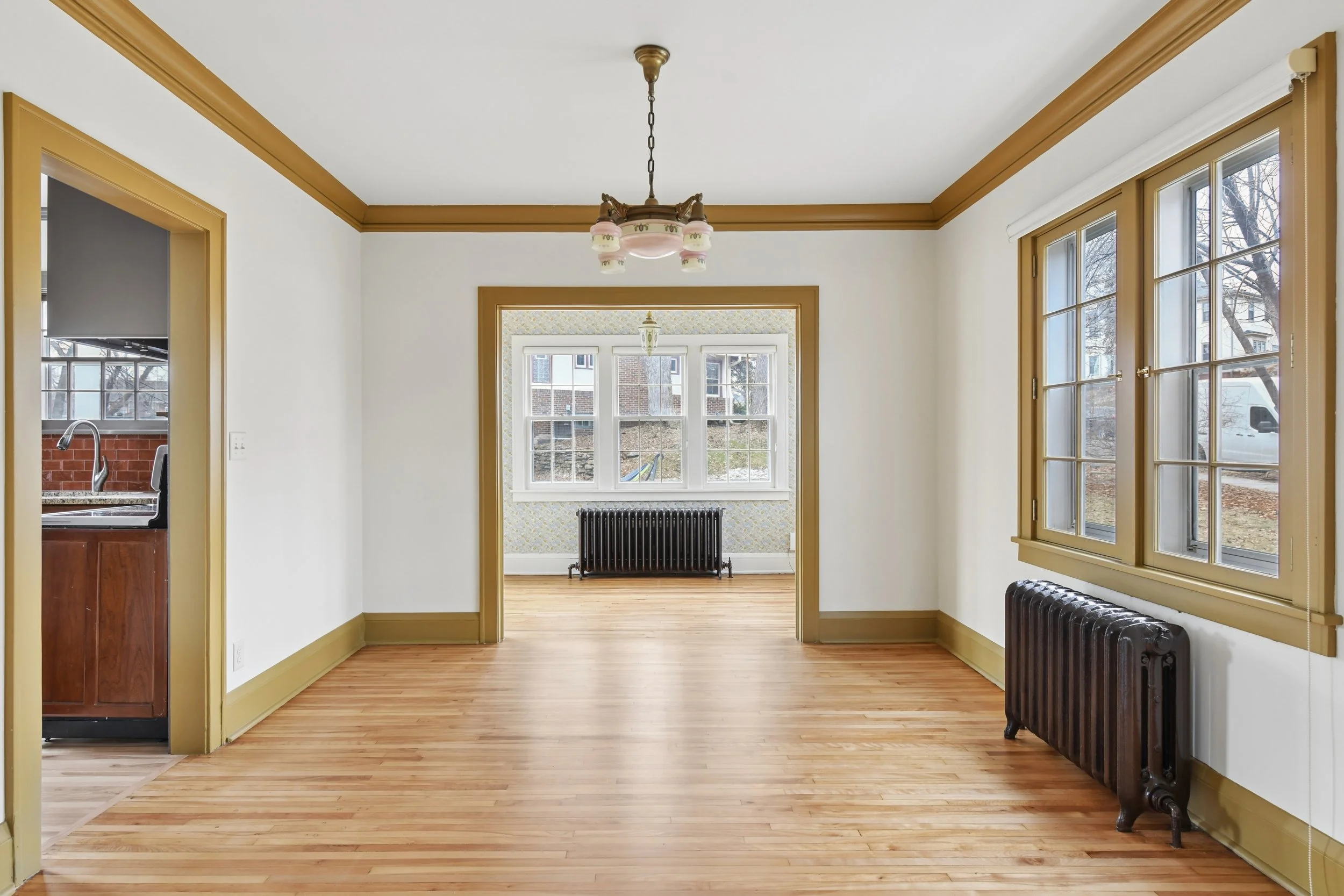 5317 1st Avenue South - 16.jpg