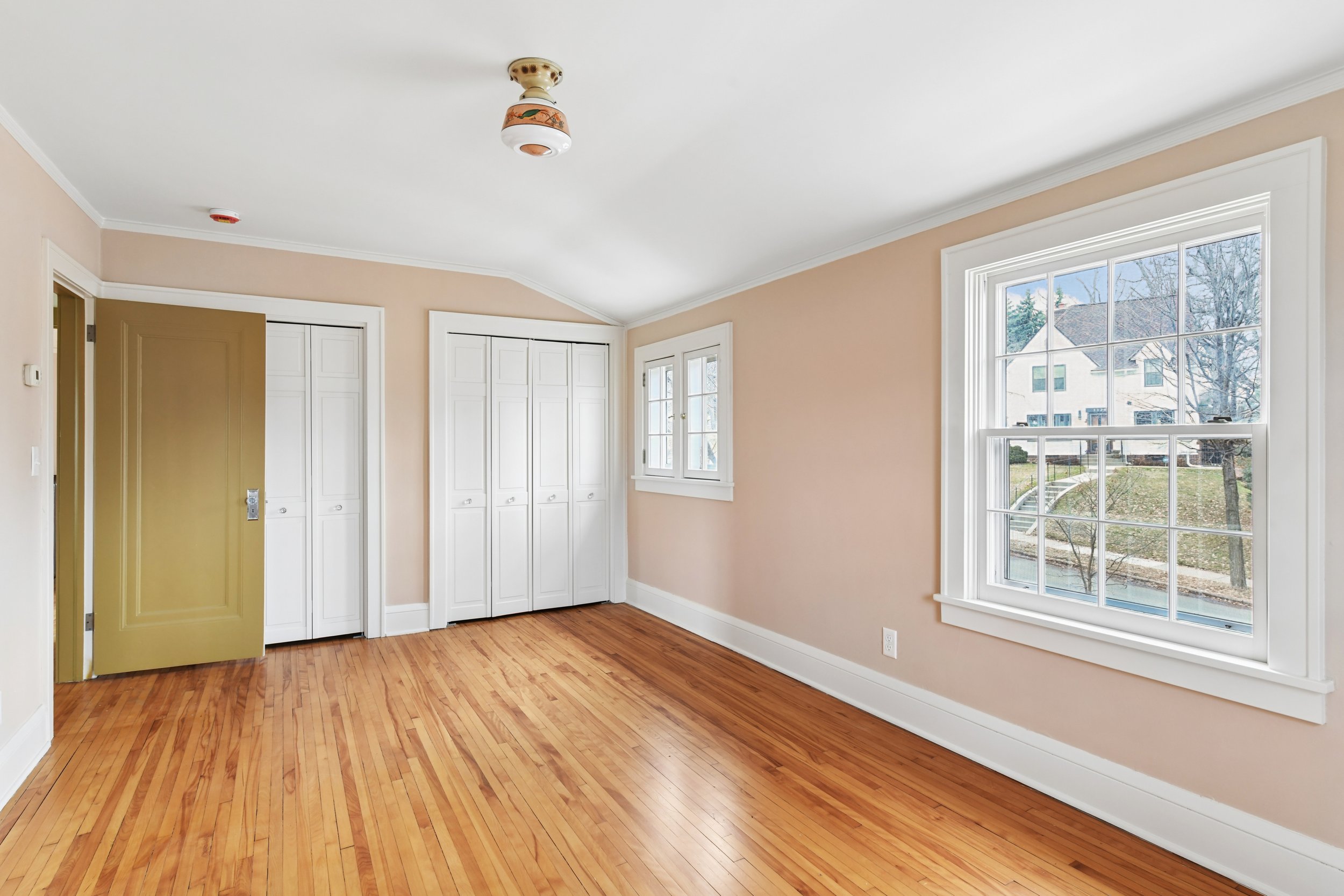 5317 1st Avenue South - 28.jpg