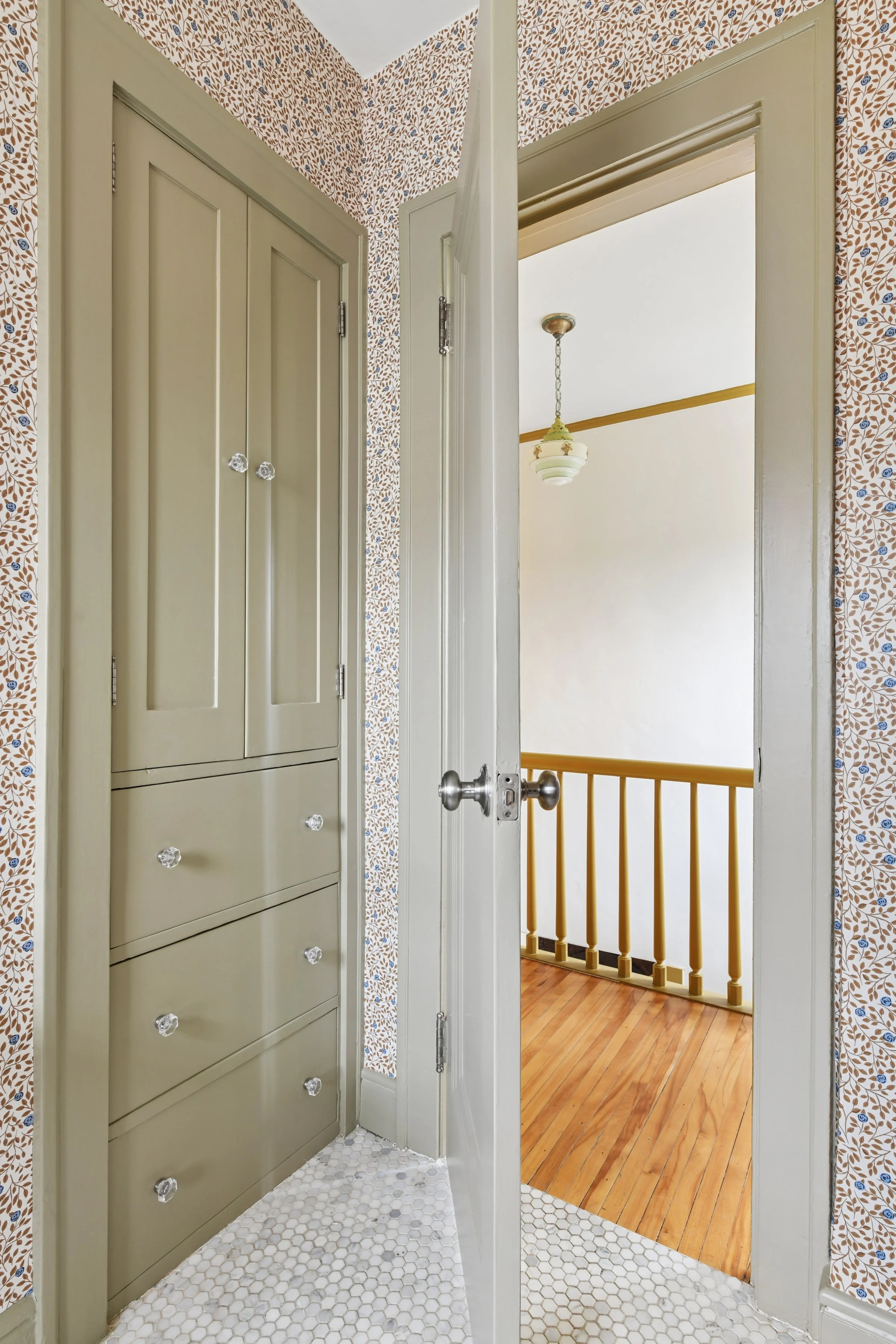 5317 1st Avenue South - 35.jpg