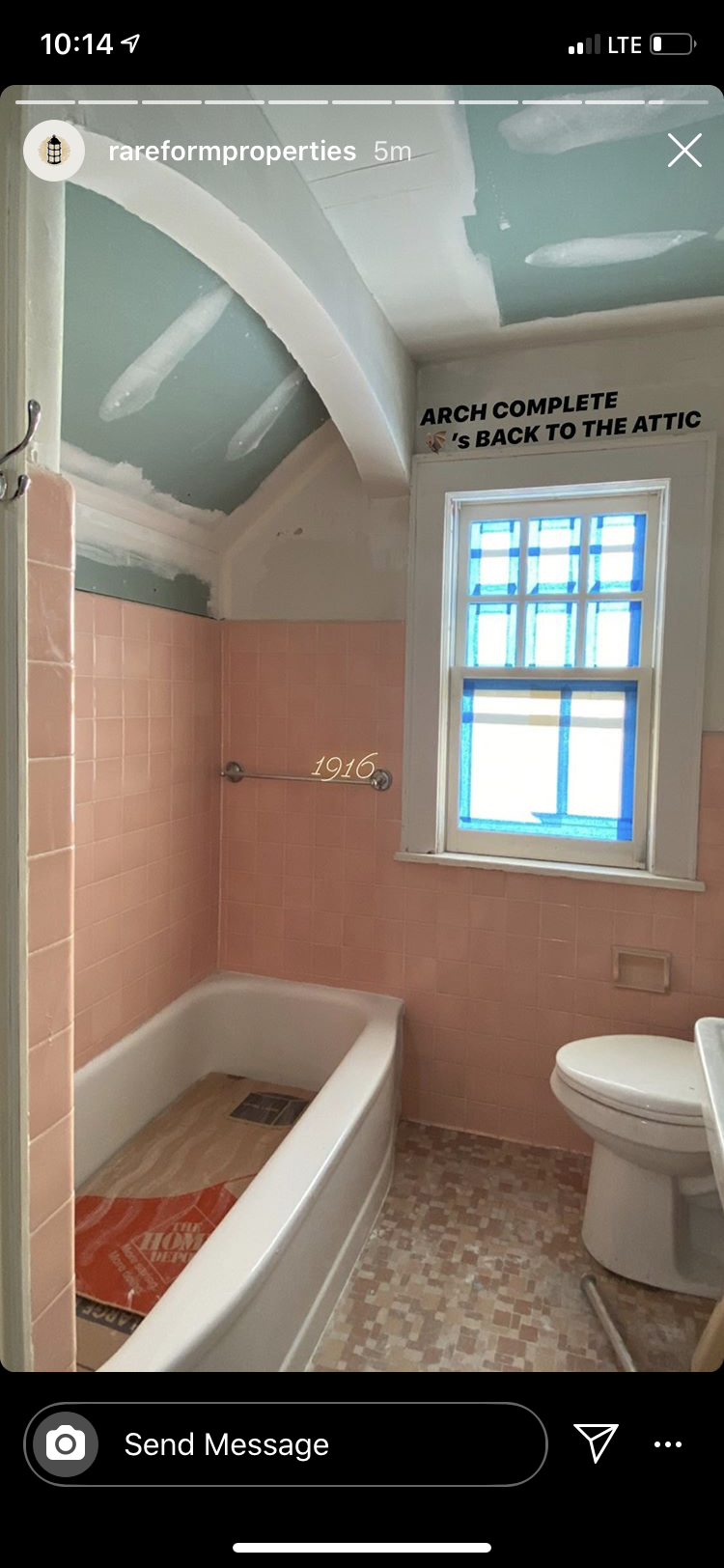 Bath shower arch 2560.PNG
