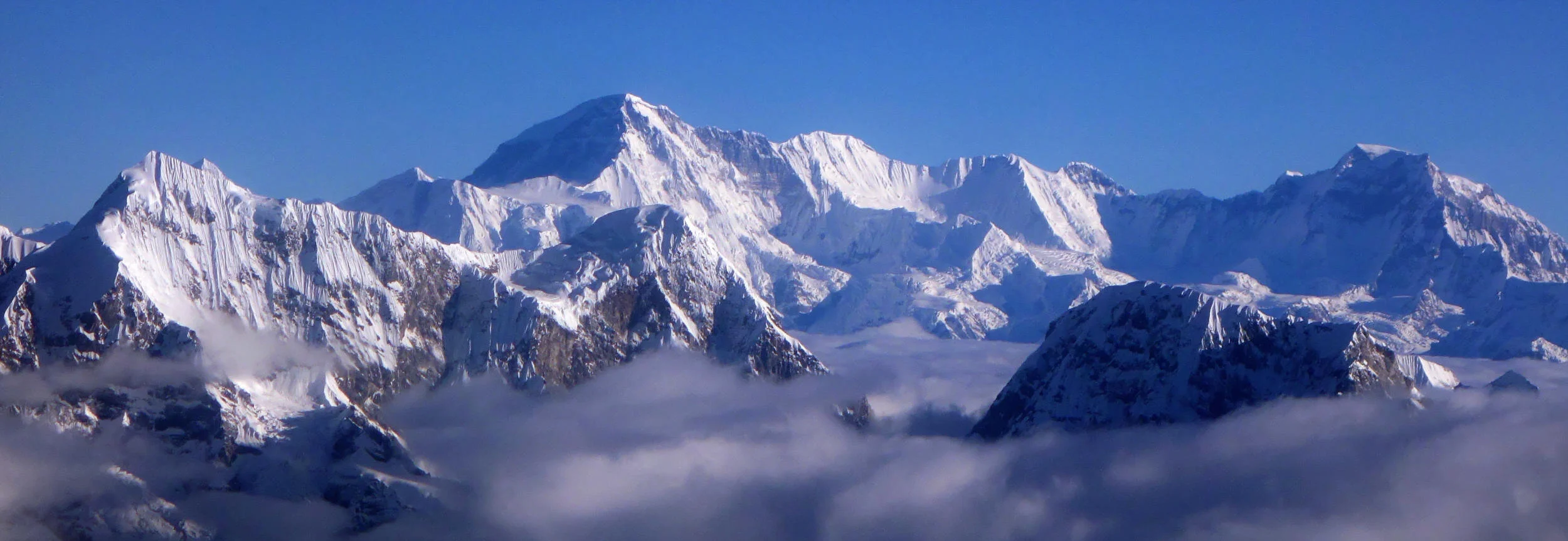 DSC12185_Himalaya_flight_DxO.jpg