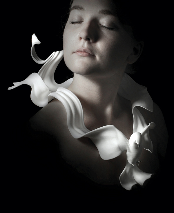 Emily Cobb’s Become Undone: The Dove neckpiece was created with glass-filled nylon and sterling silver in 2013. Photo courtesy of the artist.