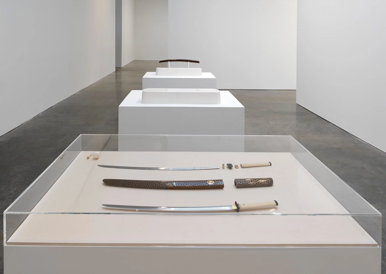 Exhibition installation view, 2019 © Marc Newson. COURTESY: Gagosian / PHOTOGRAPH: Rob McKeever.