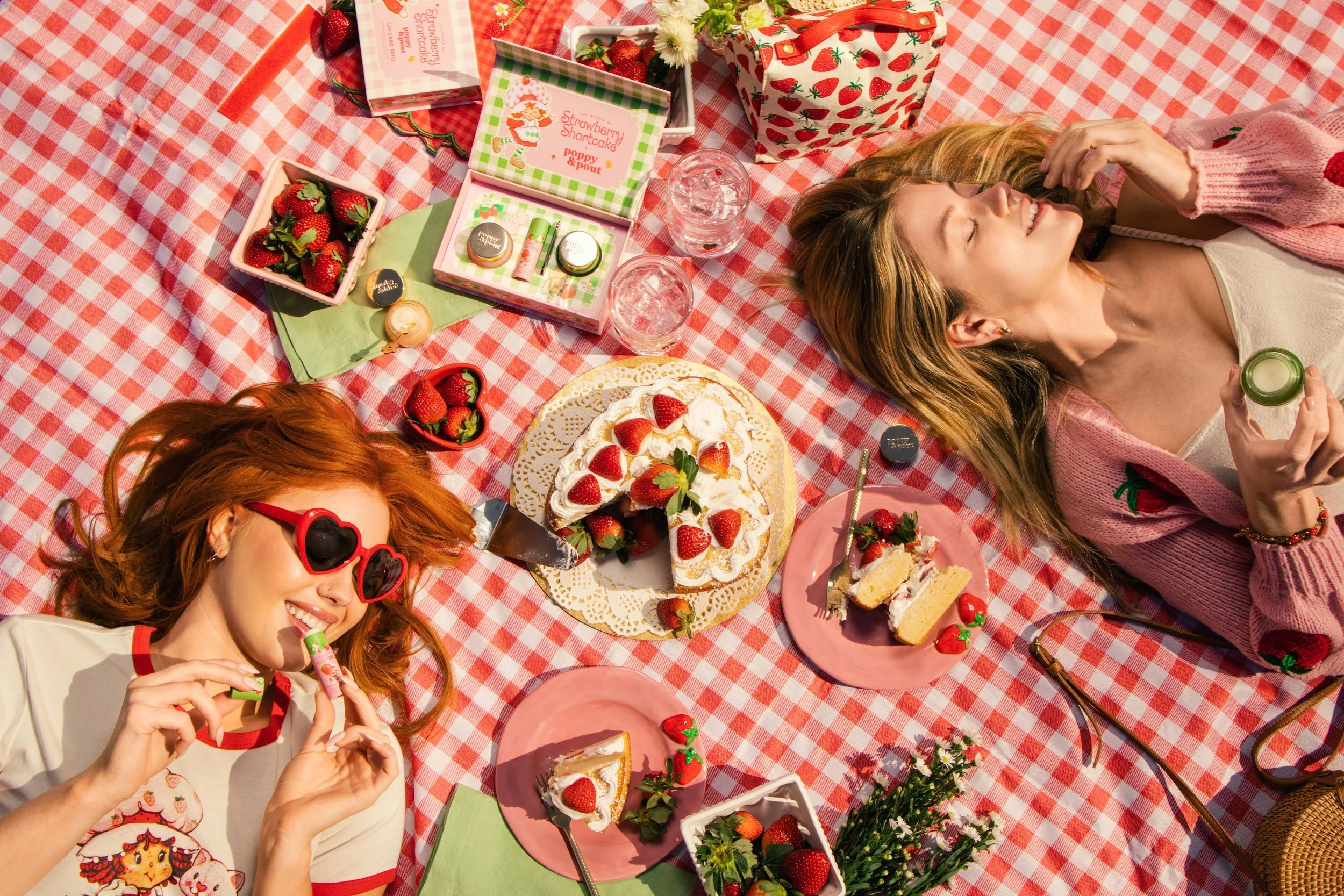 Poppy & Pout - Strawberry Stortcake