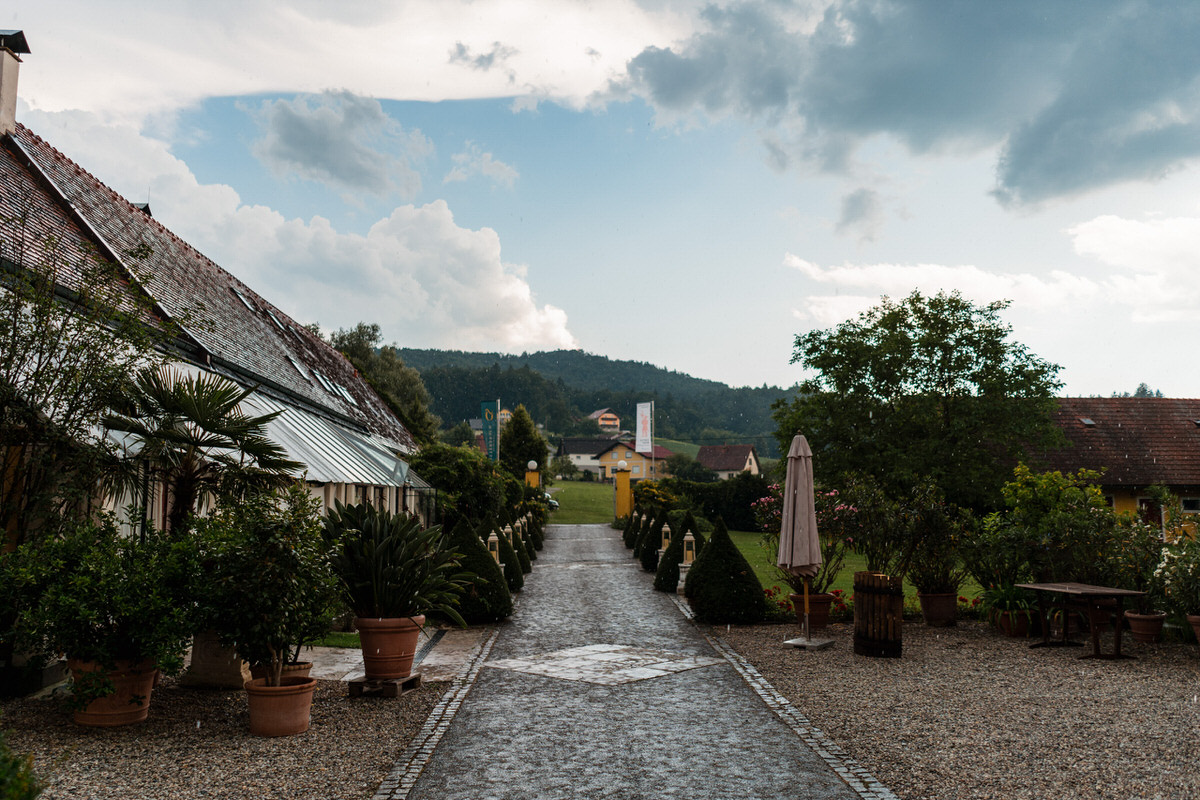 ©Photos-by-Markus-Jöbstl-2019-Hochzeit-Schloss-Ottersbach-025.jpg