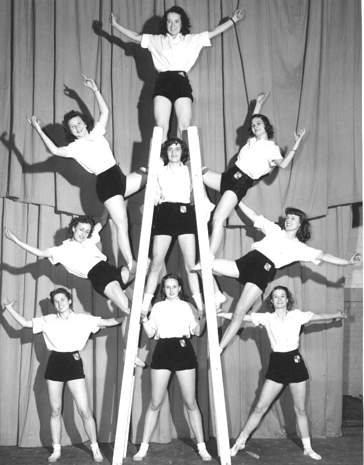 The original Ladders Pyramids act (1947-1948), "The Gymkanettes"