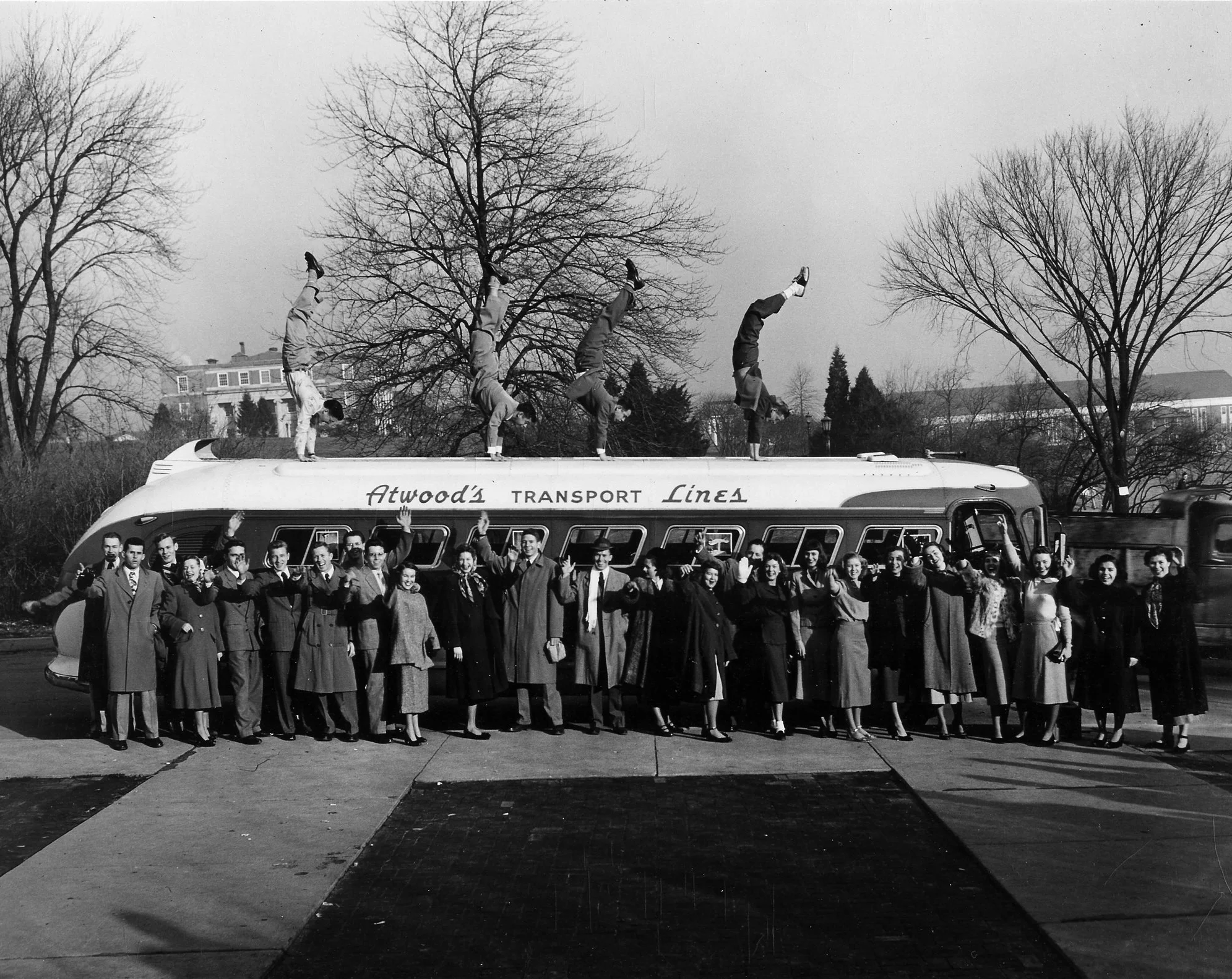 1949 Atwood Bus.jpg