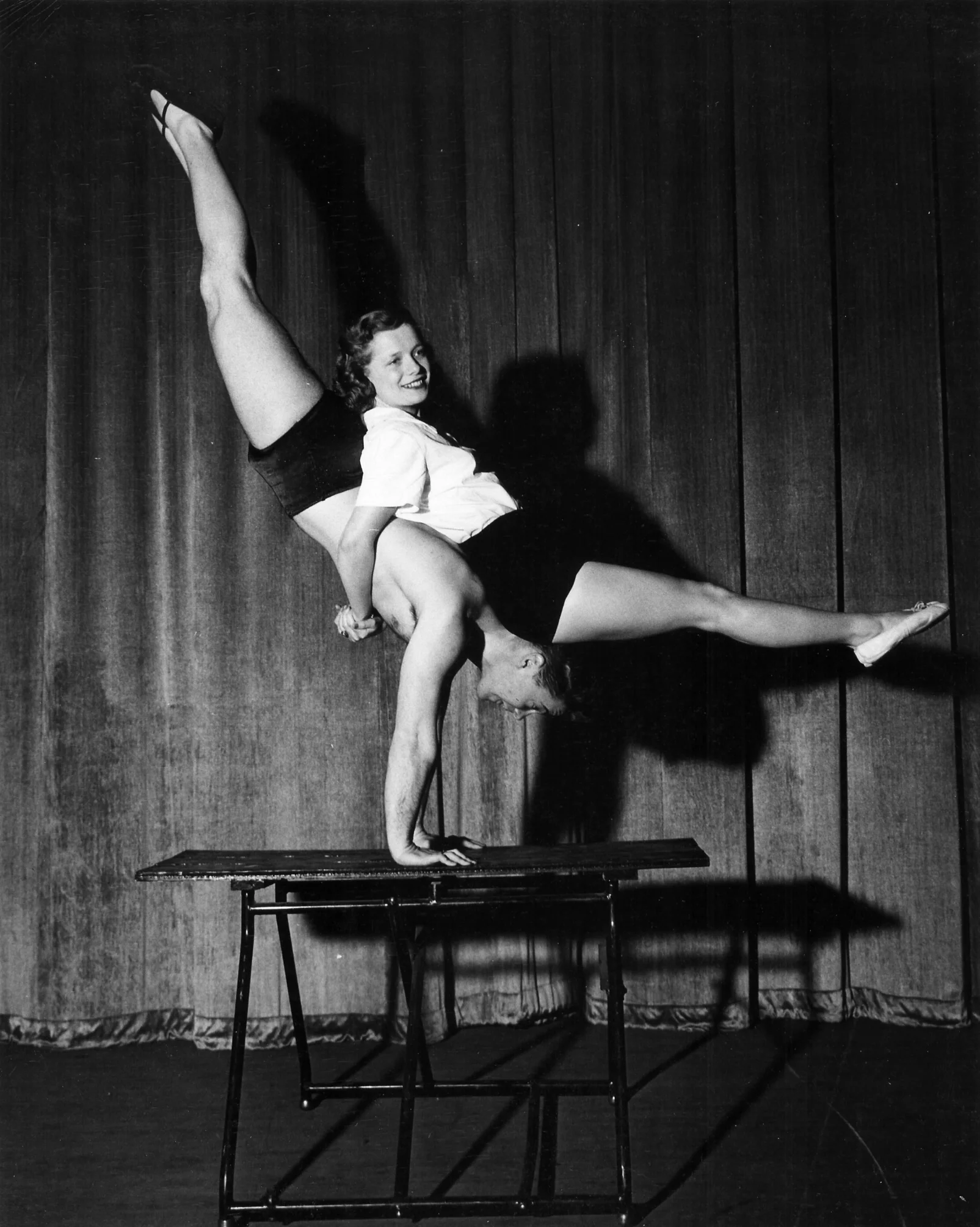 Gymkana 1949 mixed doubles balancing - Chuck Fox and Amy Berger