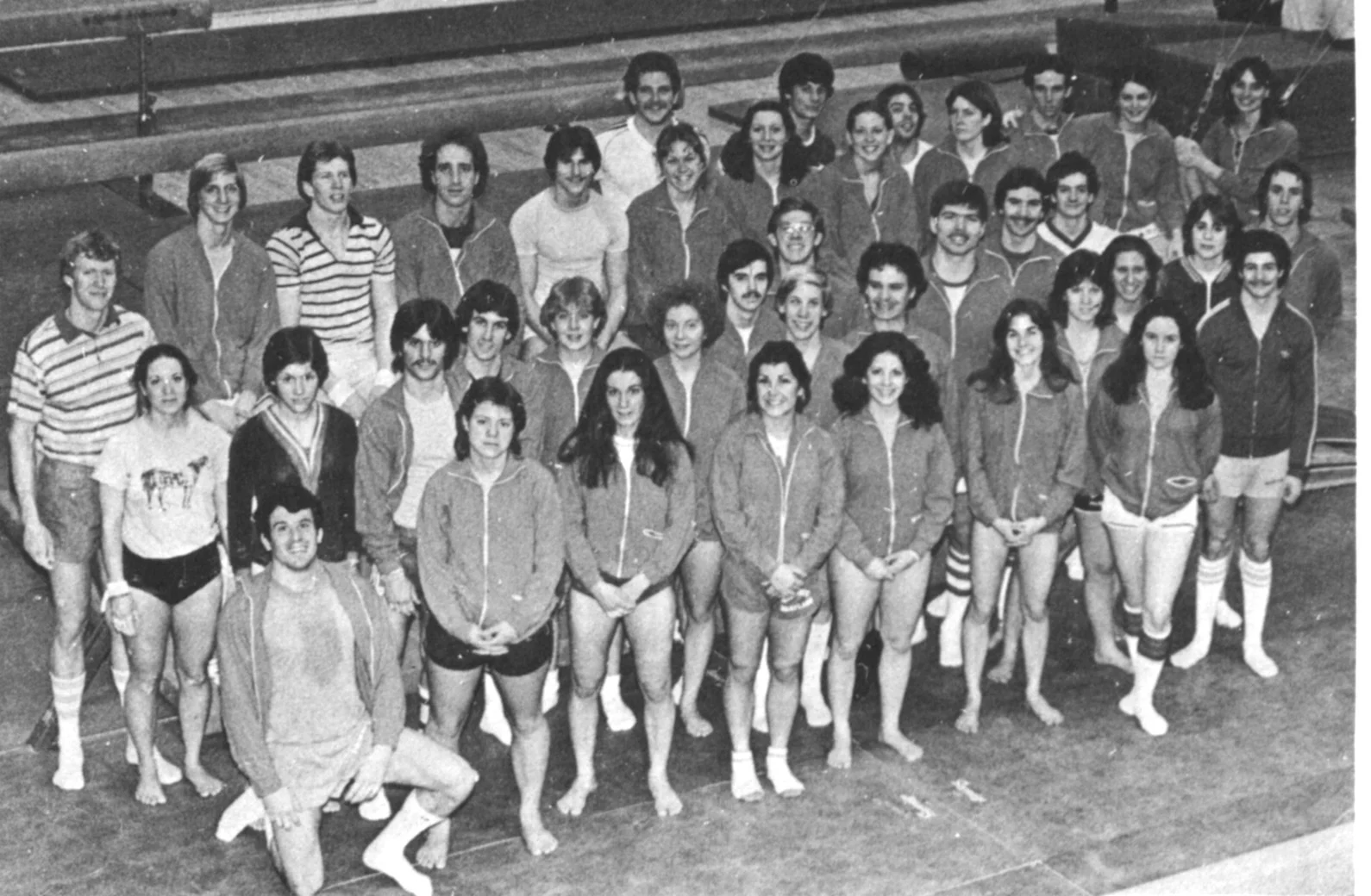 80-81 Troupe.jpg